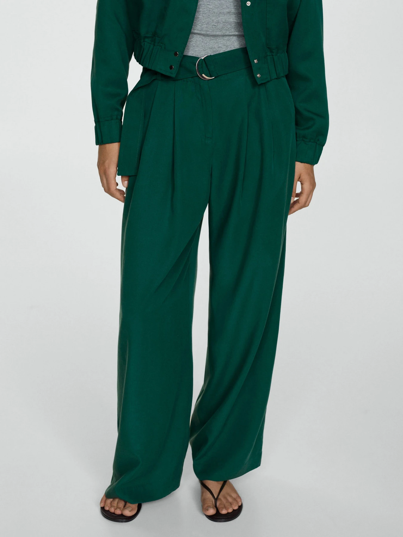 Брюки MANGO модель 77084023_43 Брюки MANGO модель 77084023_43 Фото