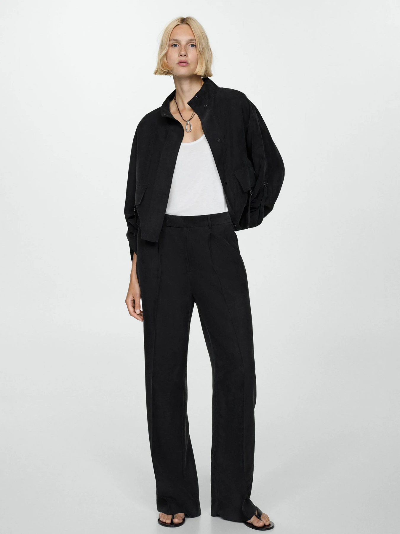 Пиджаки MANGO модель 77092915_99 Пиджаки MANGO модель 77092915_99 Фото