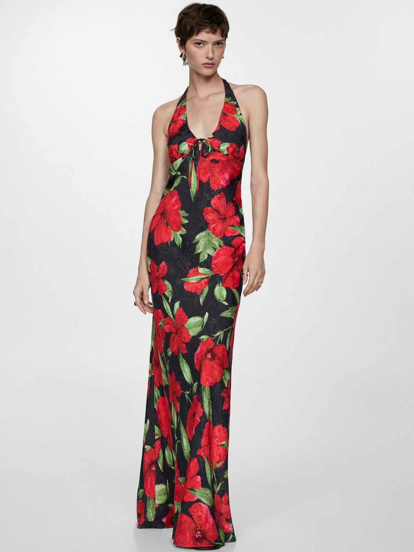 Платья MANGO модель 77092921_99 Платья MANGO модель 77092921_99 Фото
