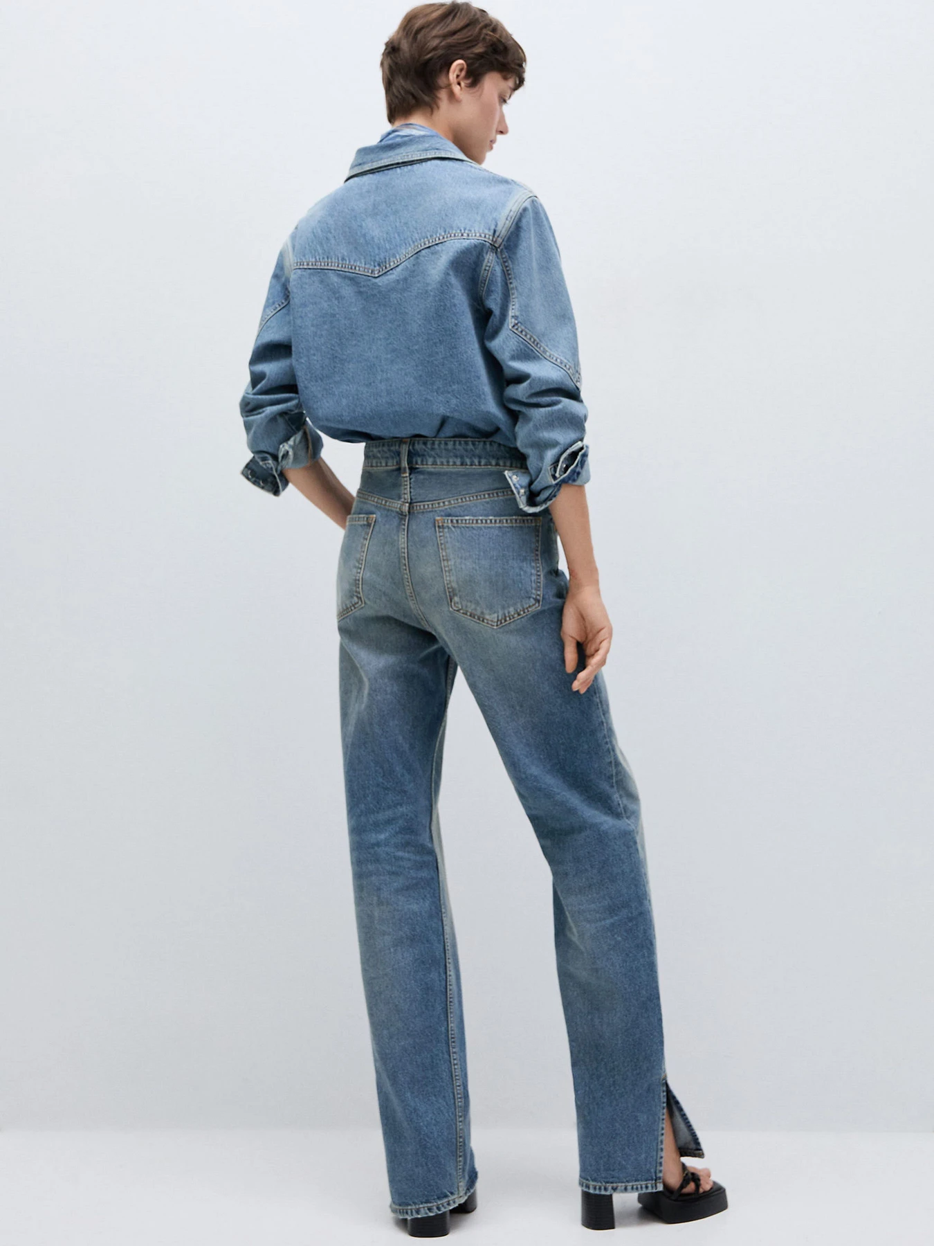 Джинсы MANGO модель 77974068_TO Фото