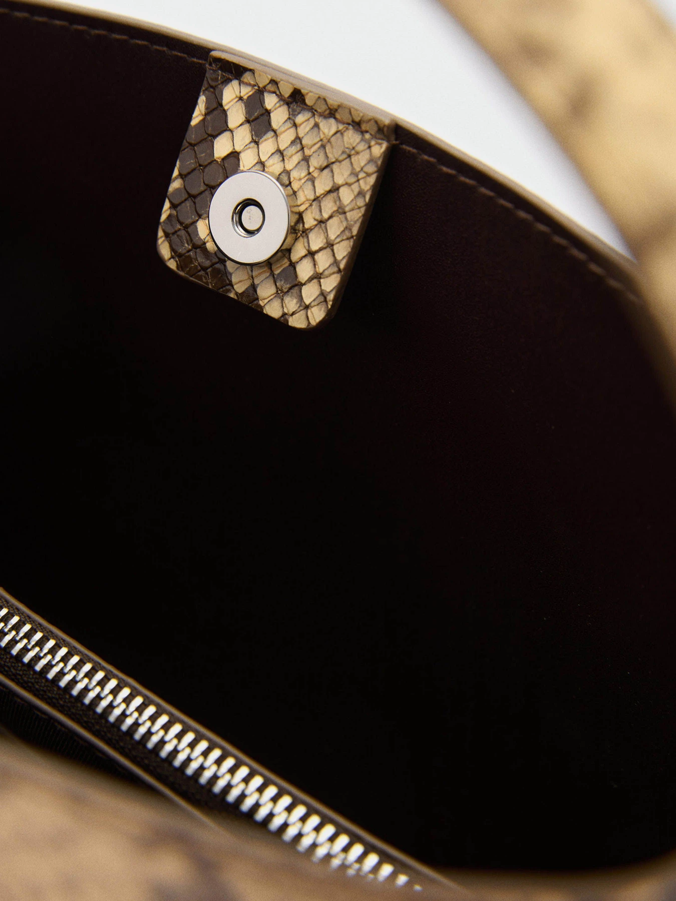 Сумки MANGO модель 77034452_8 Сумки MANGO модель 77034452_8 Фото