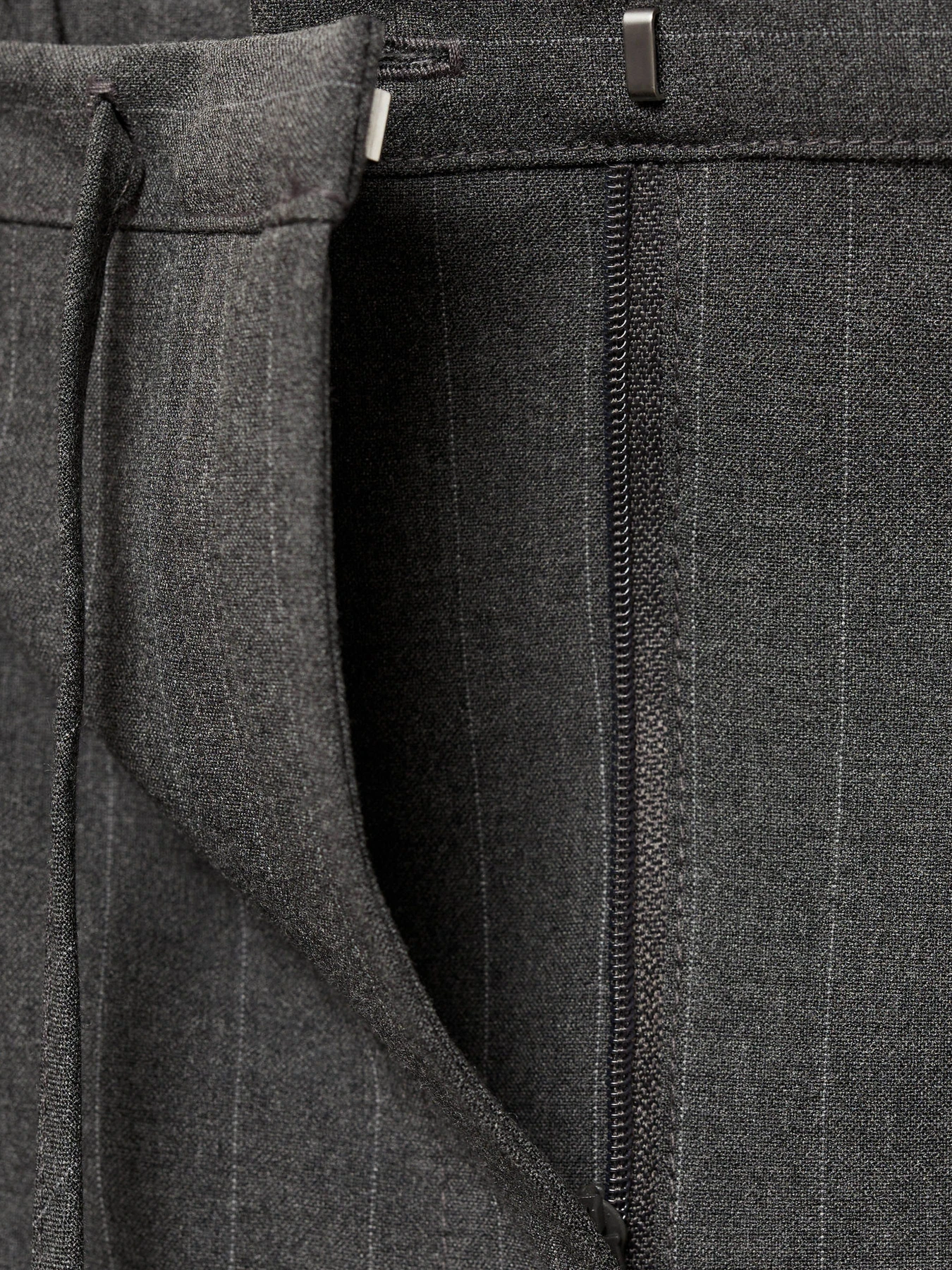 Брюки MANGO модель 77054760_92 Брюки MANGO модель 77054760_92 Фото