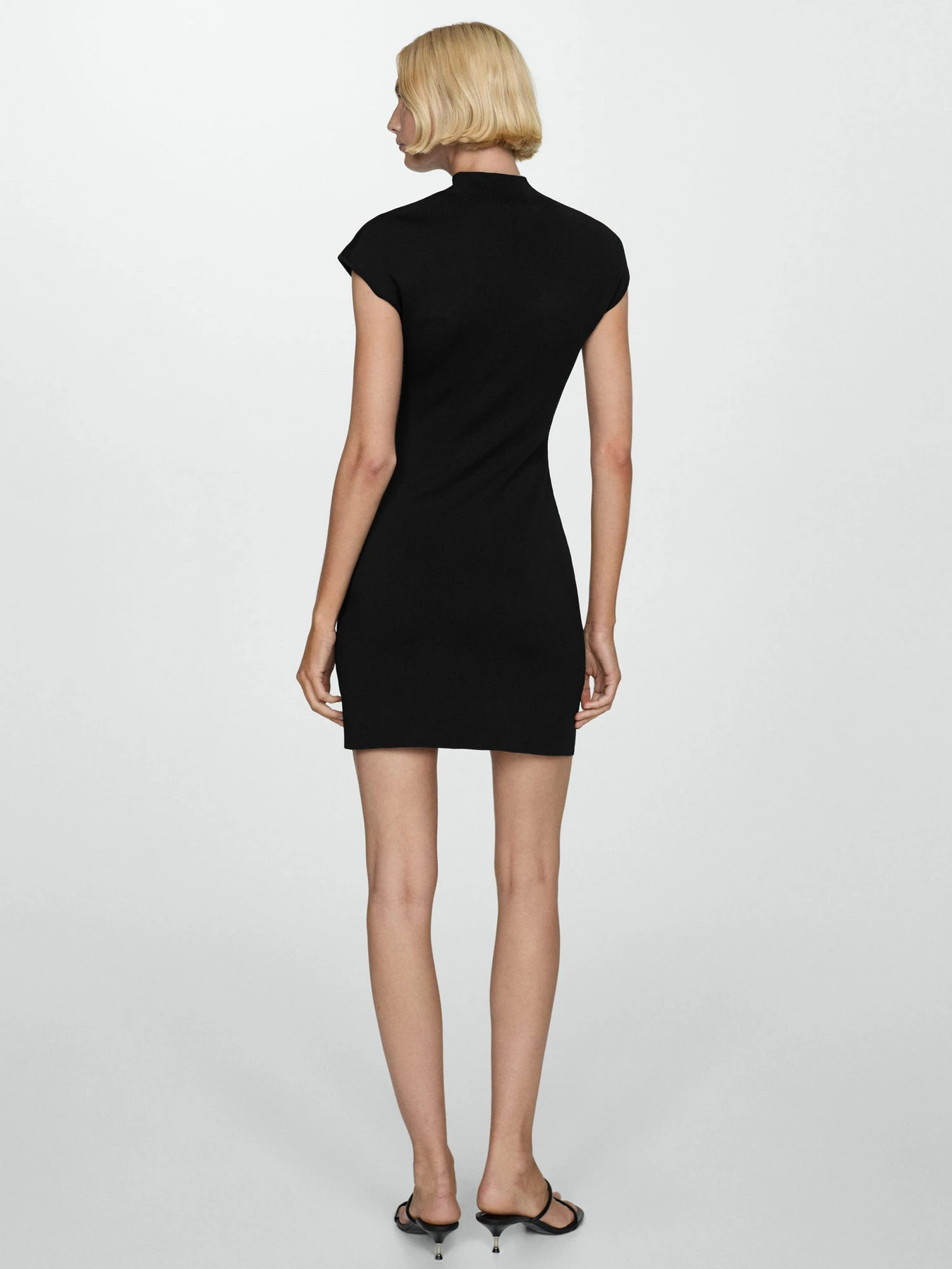 Сукні MANGO модель 77055641_99 Сукні MANGO модель 77055641_99 Фото