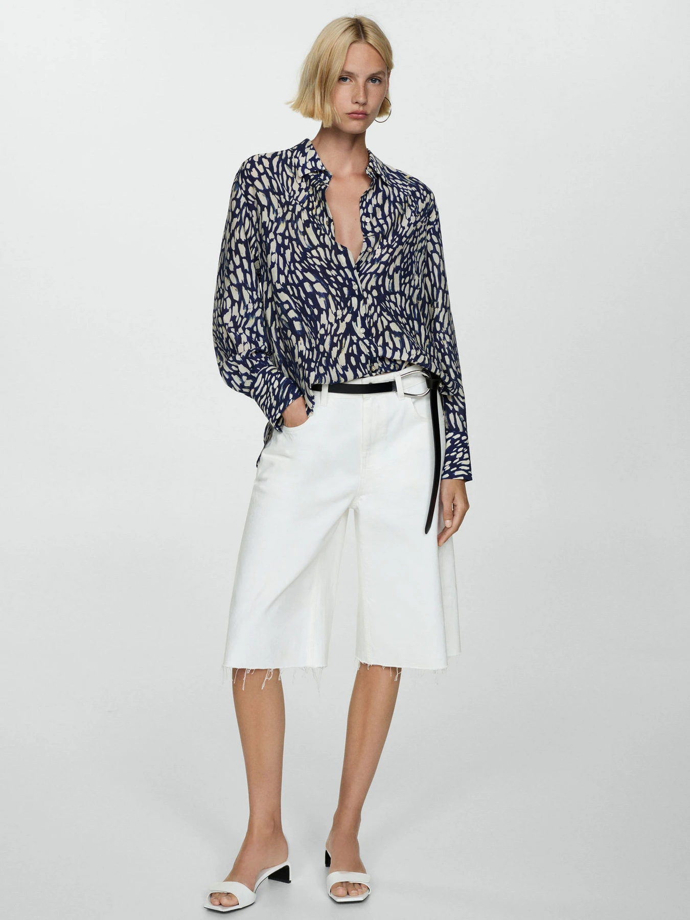 Рубашки MANGO модель 77025646_52 Рубашки MANGO модель 77025646_52 Фото