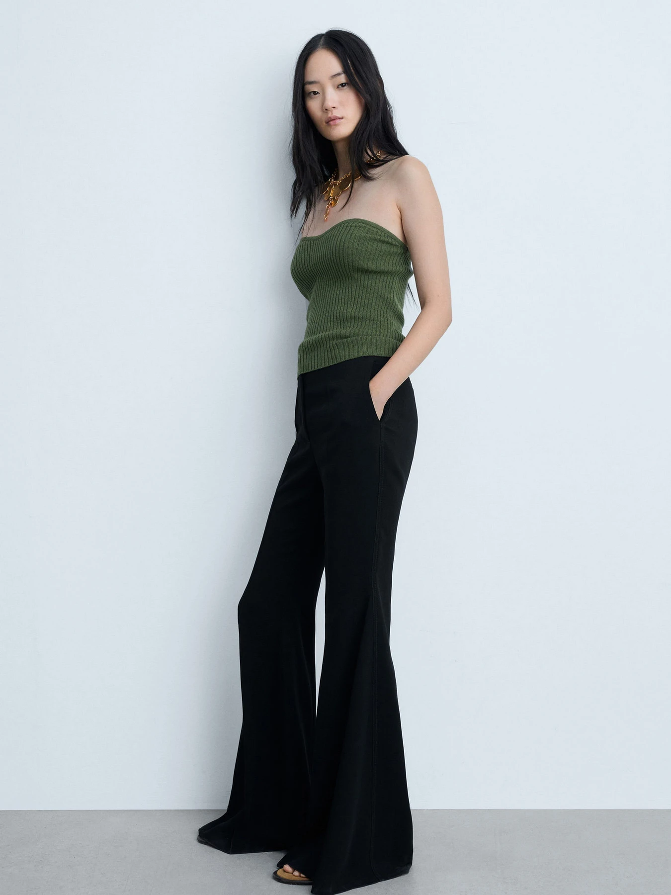 Штани MANGO модель 77004798_99 Штани MANGO модель 77004798_99 Фото