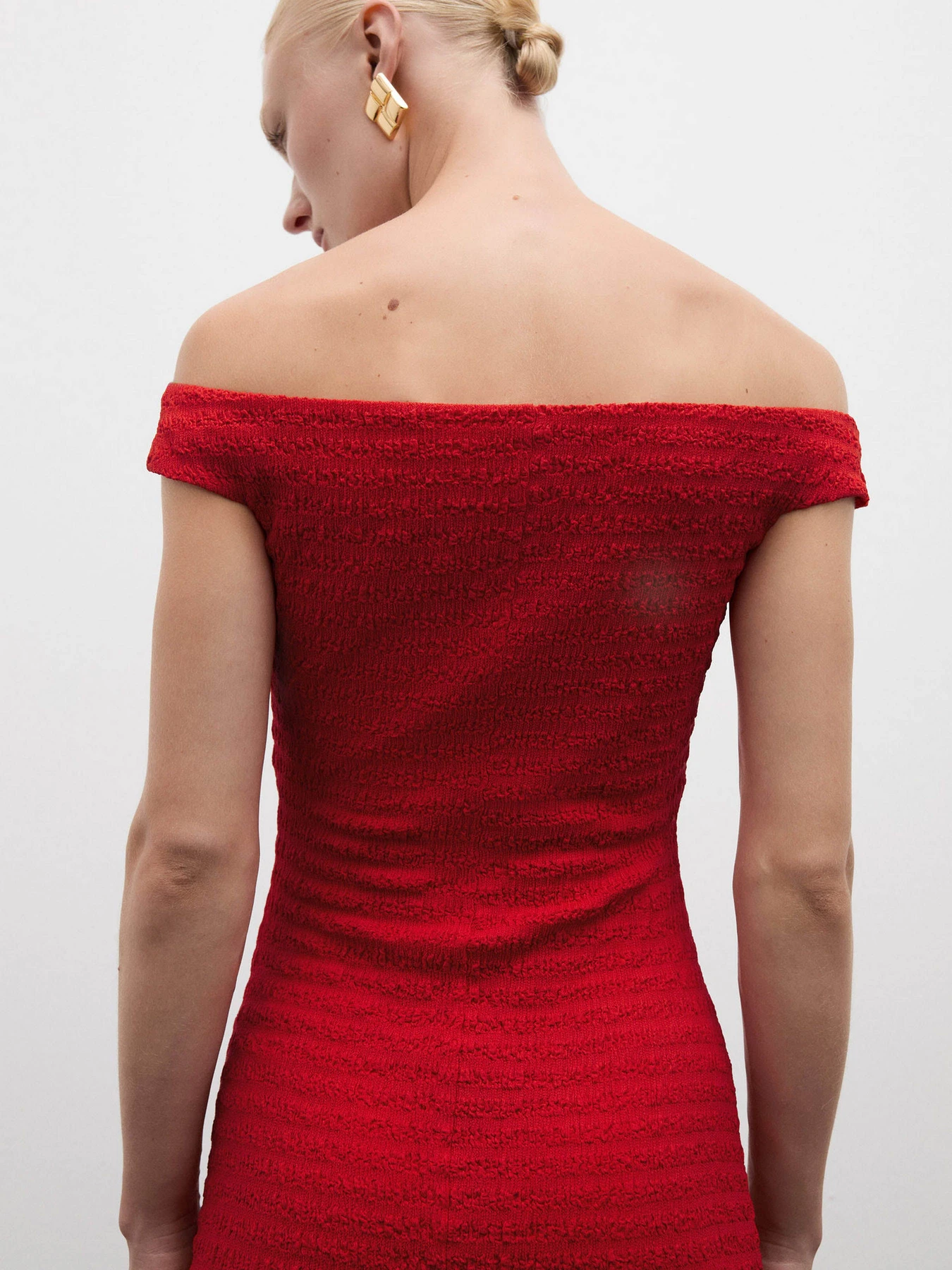Сукні MANGO модель 77064030_70 Сукні MANGO модель 77064030_70 Фото