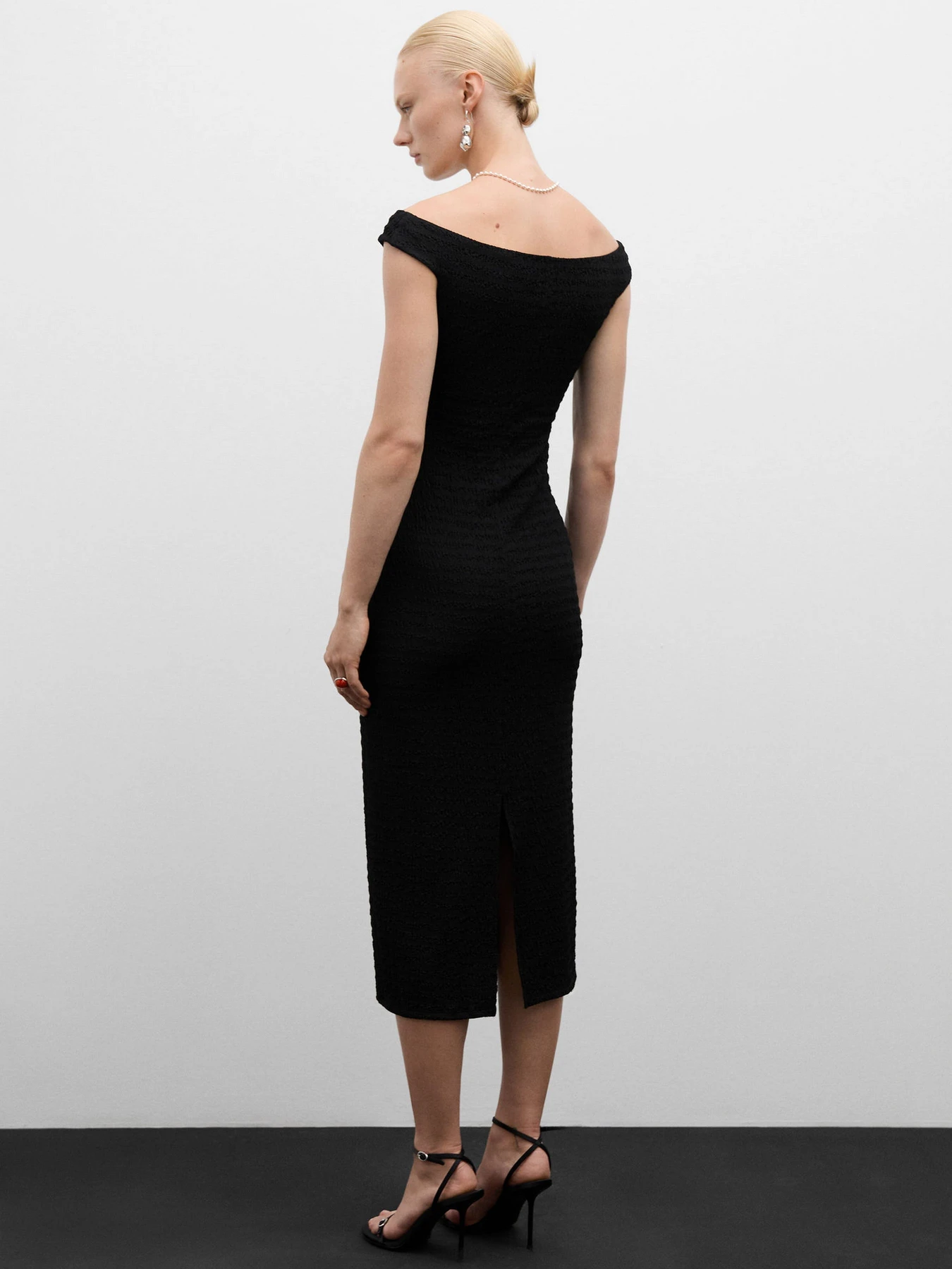 Сукні MANGO модель 77064030_99 Фото