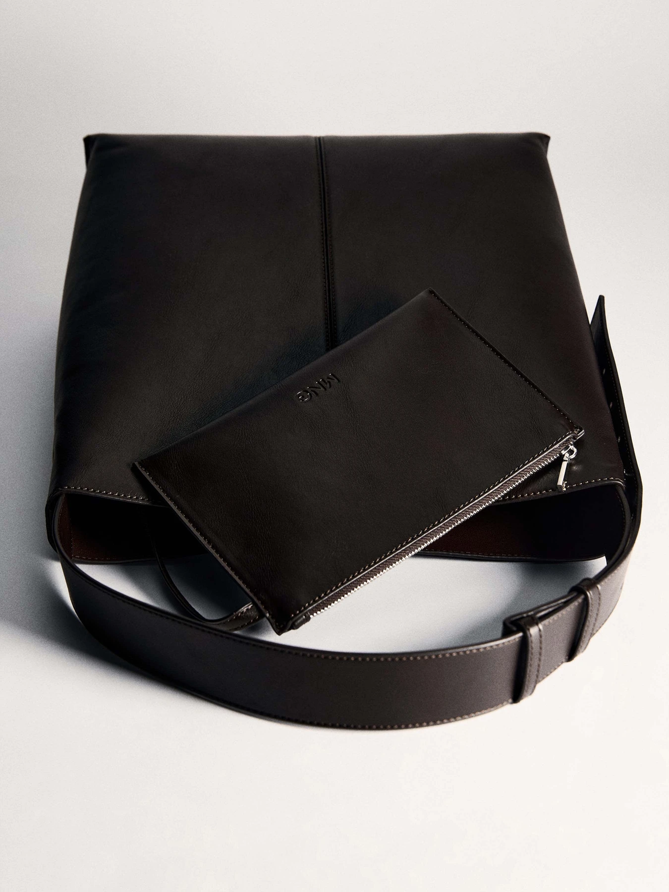 Сумки MANGO модель 77024020_32 Сумки MANGO модель 77024020_32 Фото