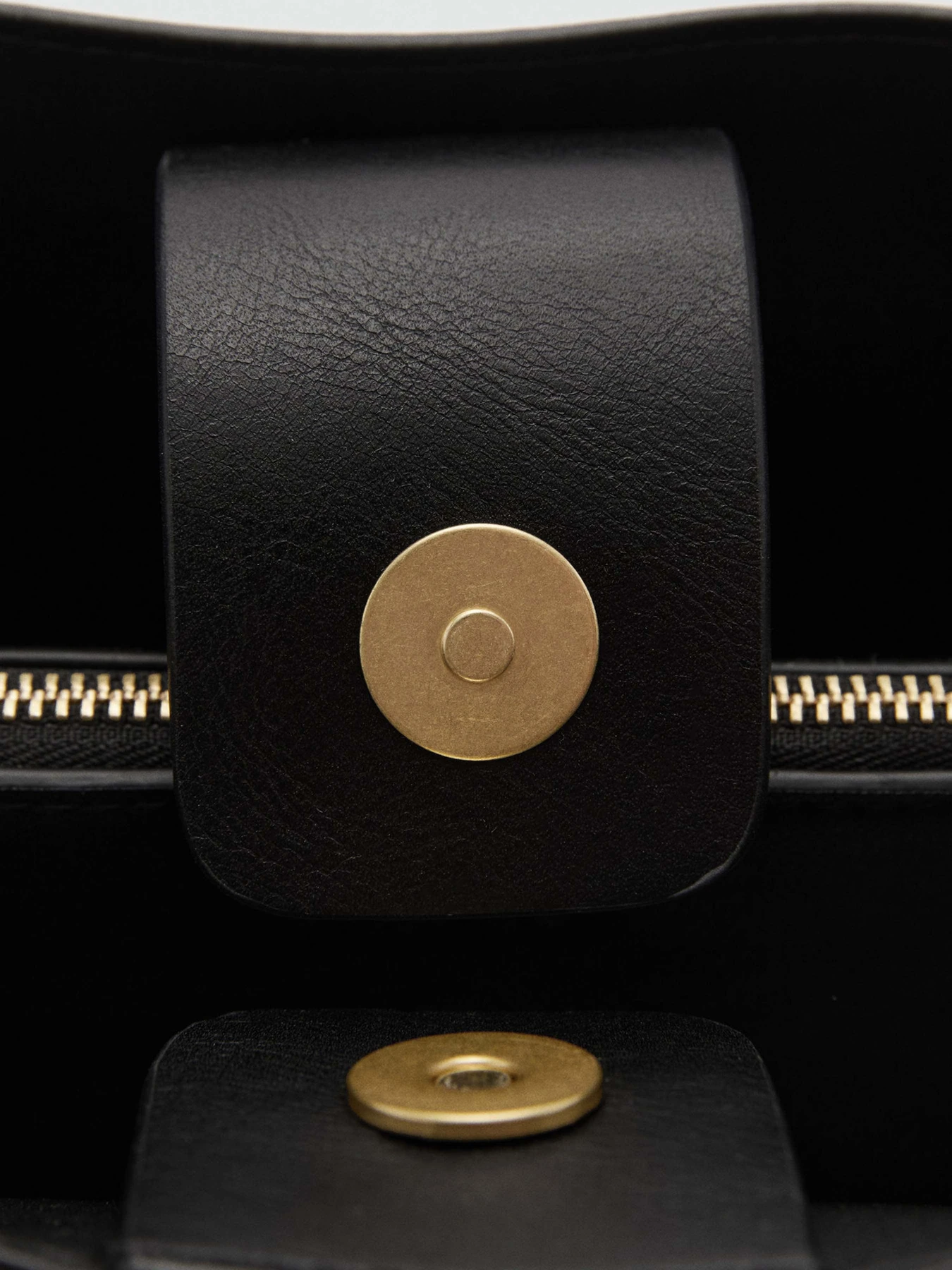 Сумки MANGO модель 77026354_99 Сумки MANGO модель 77026354_99 Фото