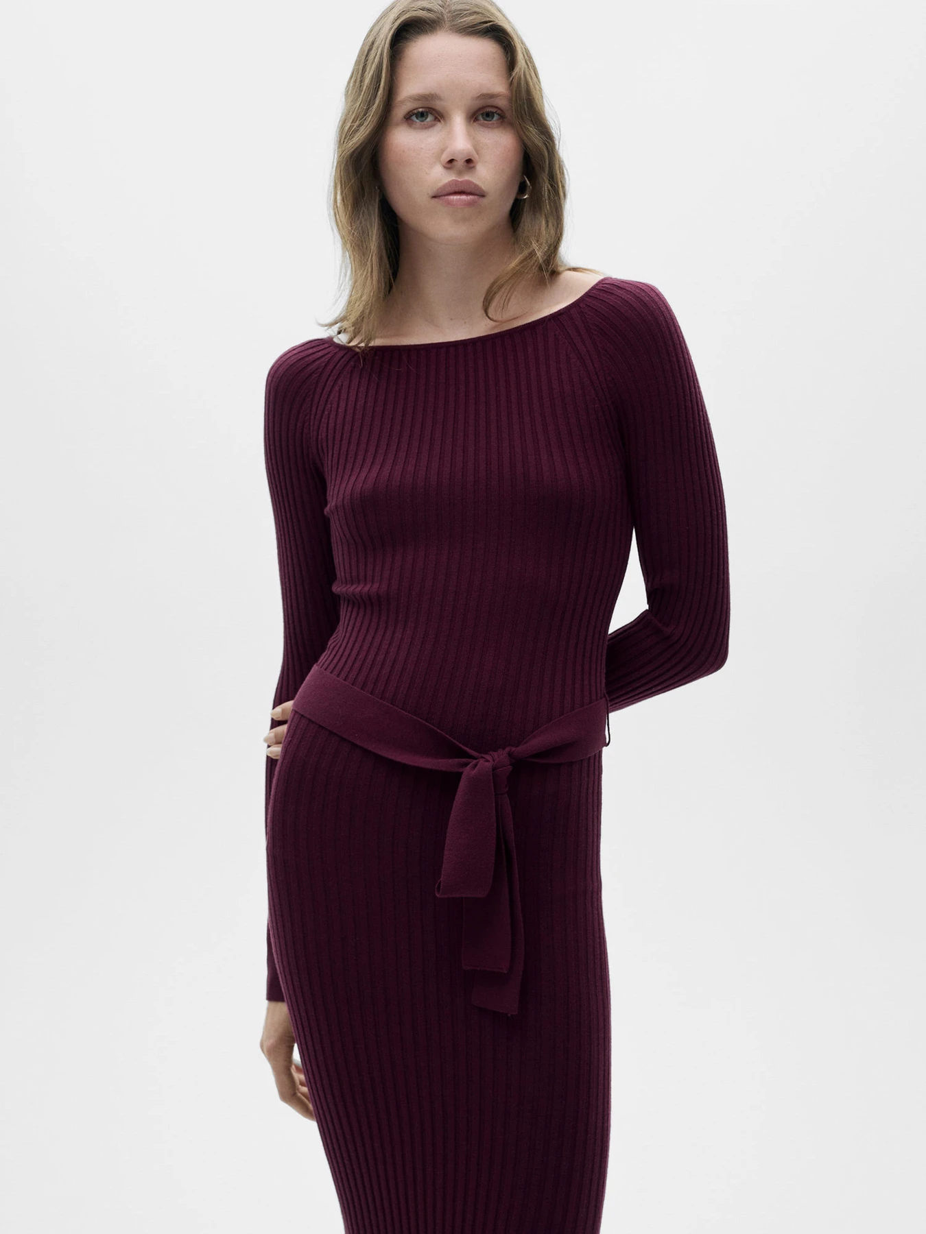 Платья MANGO модель 77056722_76 Платья MANGO модель 77056722_76 Фото