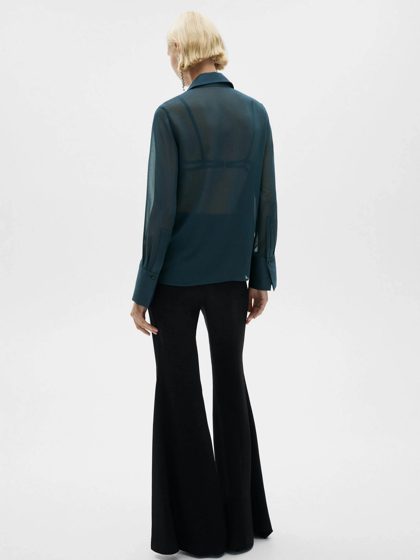 Рубашки MANGO модель 77069057_57 Рубашки MANGO модель 77069057_57 Фото