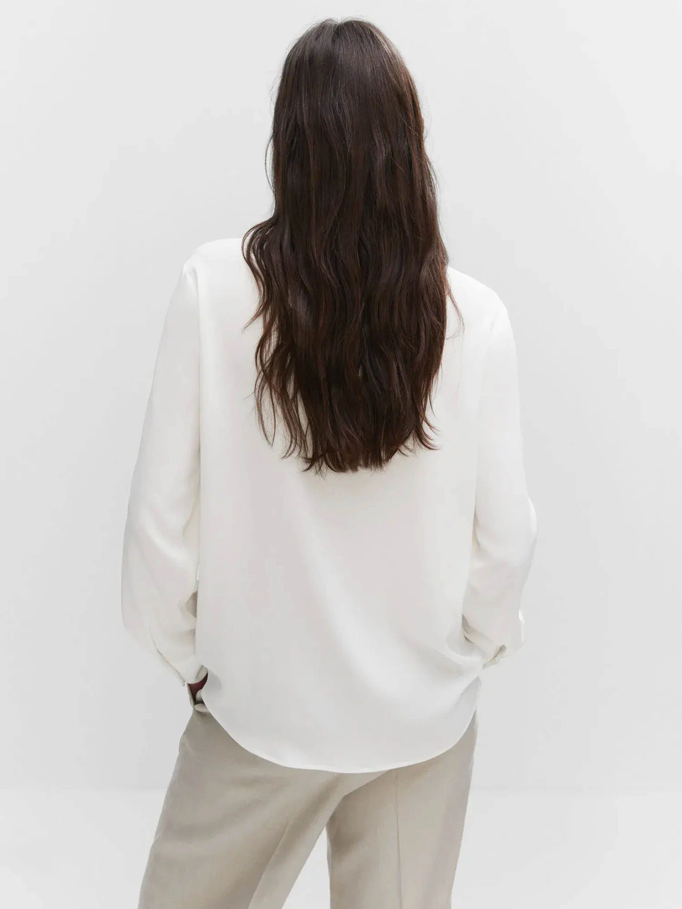 Рубашки MANGO Basic модель 57029404_2 Рубашки MANGO Basic модель 57029404_2 Фото