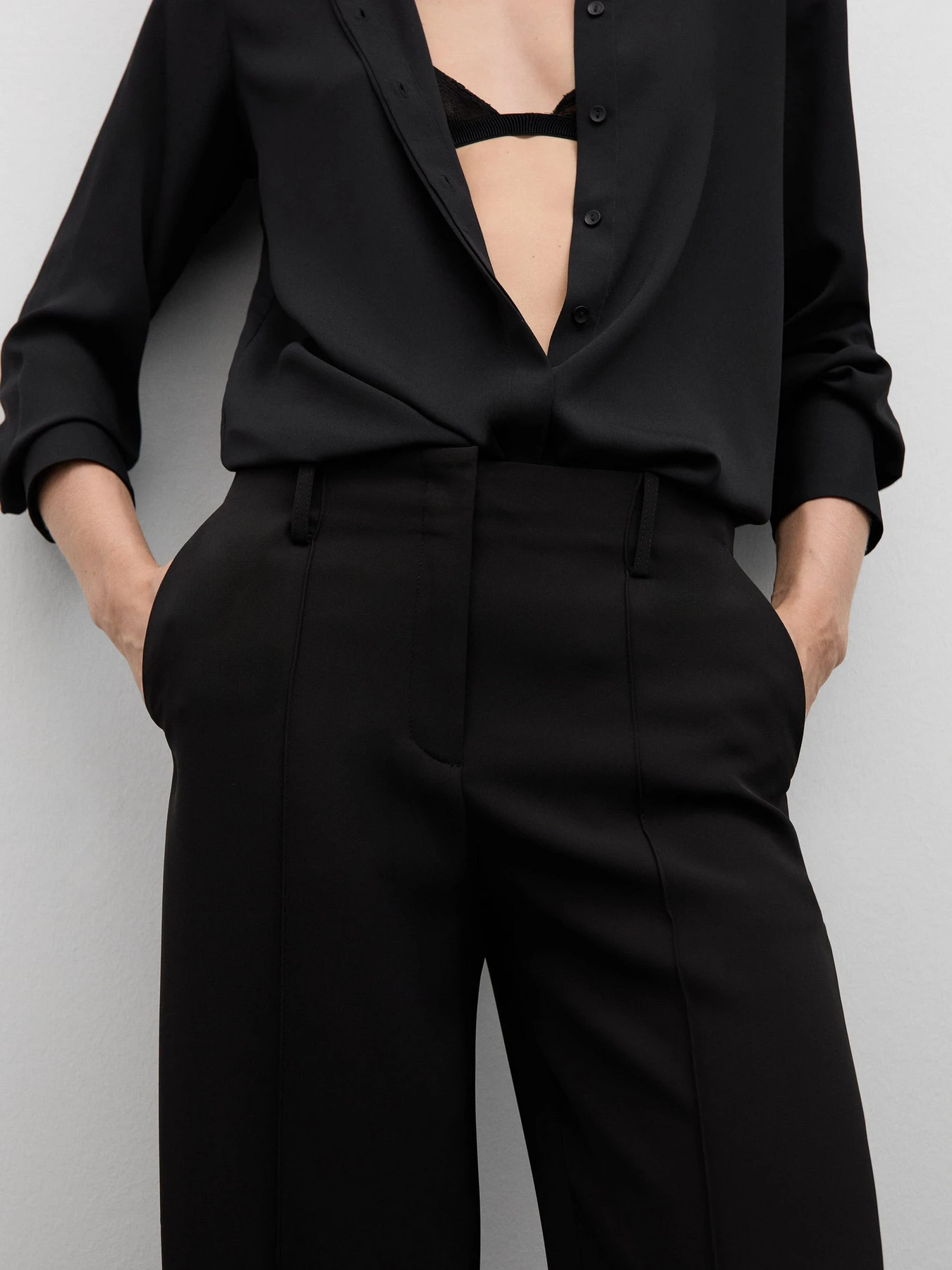 Штани MANGO модель 77094774_99 Штани MANGO модель 77094774_99 Фото
