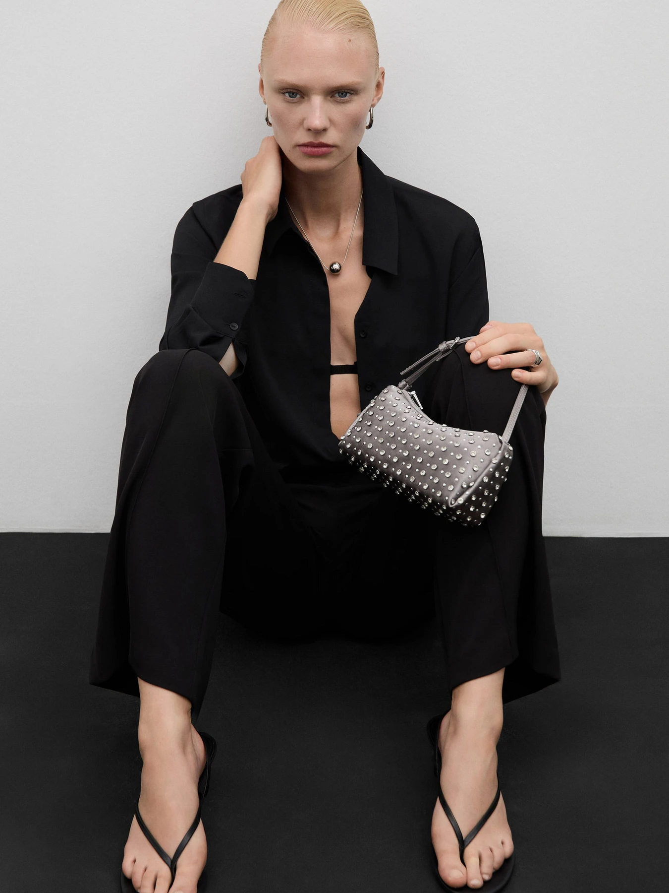 Штани MANGO модель 77094774_99 Штани MANGO модель 77094774_99 Фото