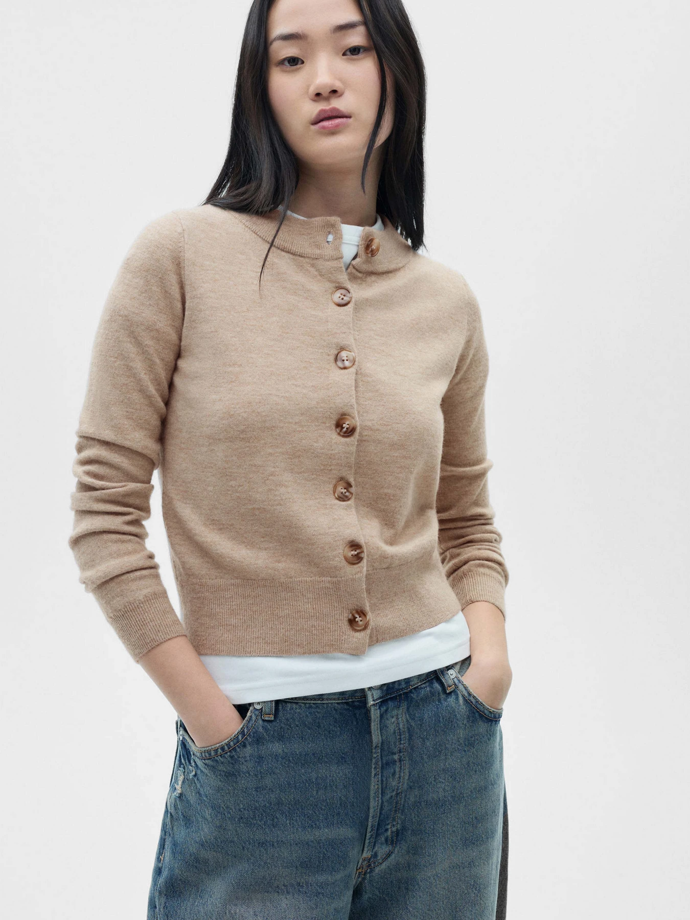 Светри та кардигани MANGO модель 77096722_6 Светри та кардигани MANGO модель 77096722_6 Фото