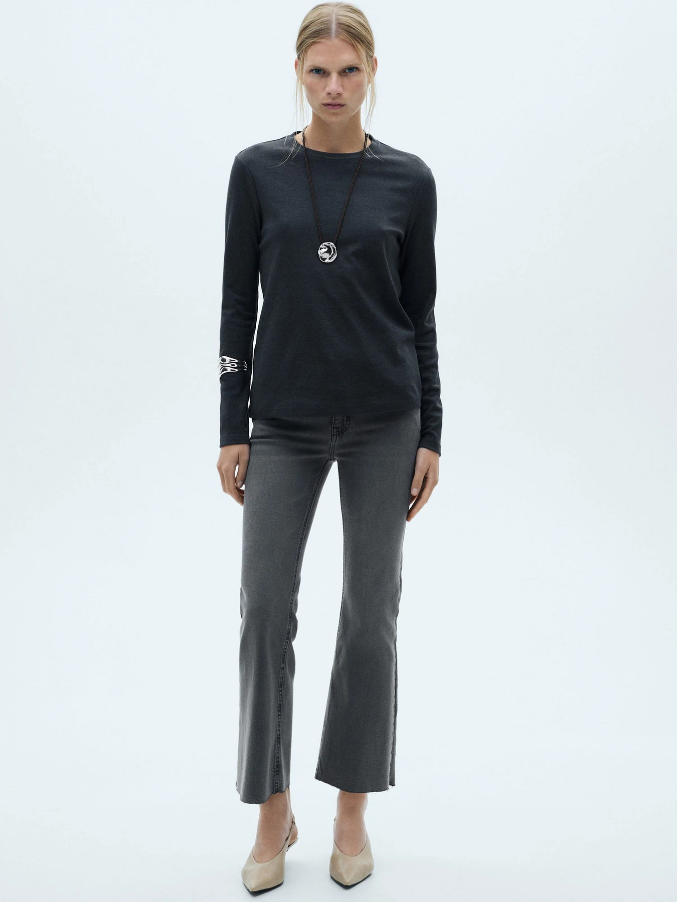 Джинсы MANGO модель 77054785_TG Джинсы MANGO модель 77054785_TG Фото