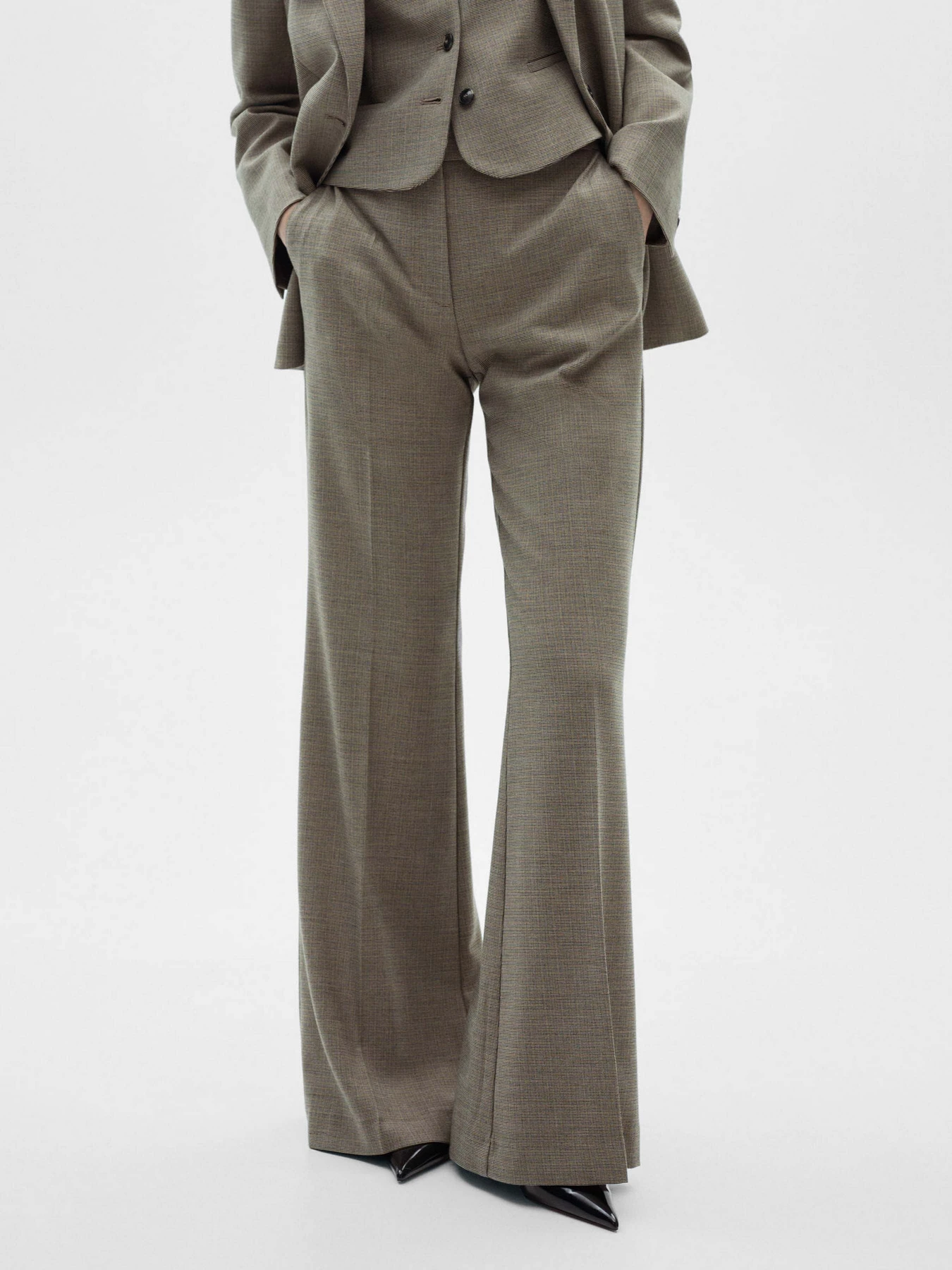 Штани MANGO модель 77016727_37 Штани MANGO модель 77016727_37 Фото