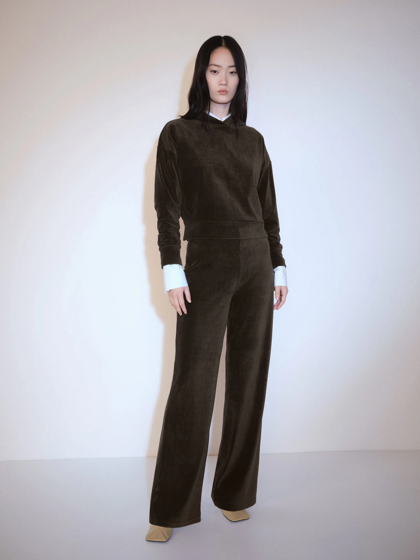 Худи и свитшоты MANGO модель 77007710_37 Худи и свитшоты MANGO модель 77007710_37 Фото