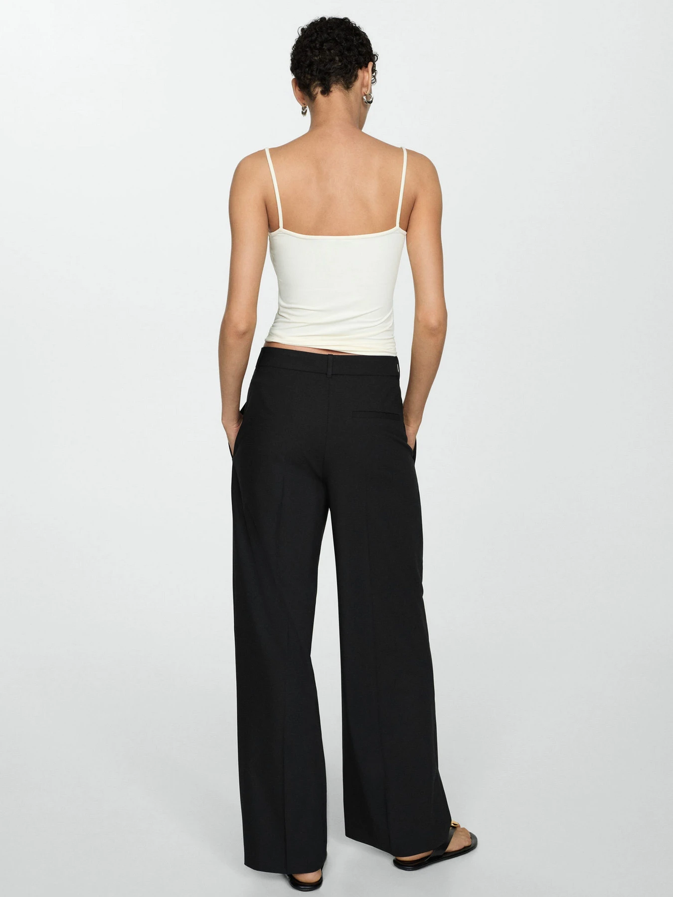 Брюки MANGO модель 77024794_99 Брюки MANGO модель 77024794_99 Фото