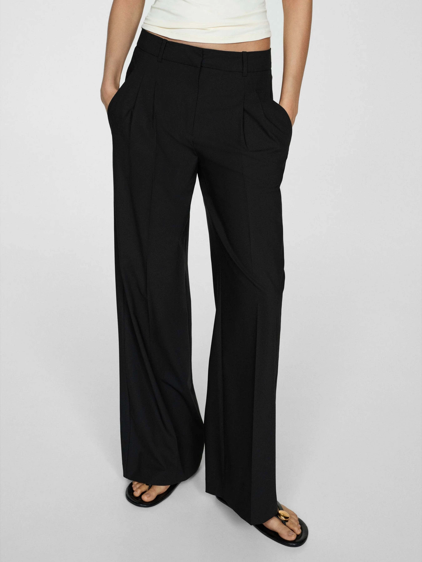 Брюки MANGO модель 77024794_99 Брюки MANGO модель 77024794_99 Фото