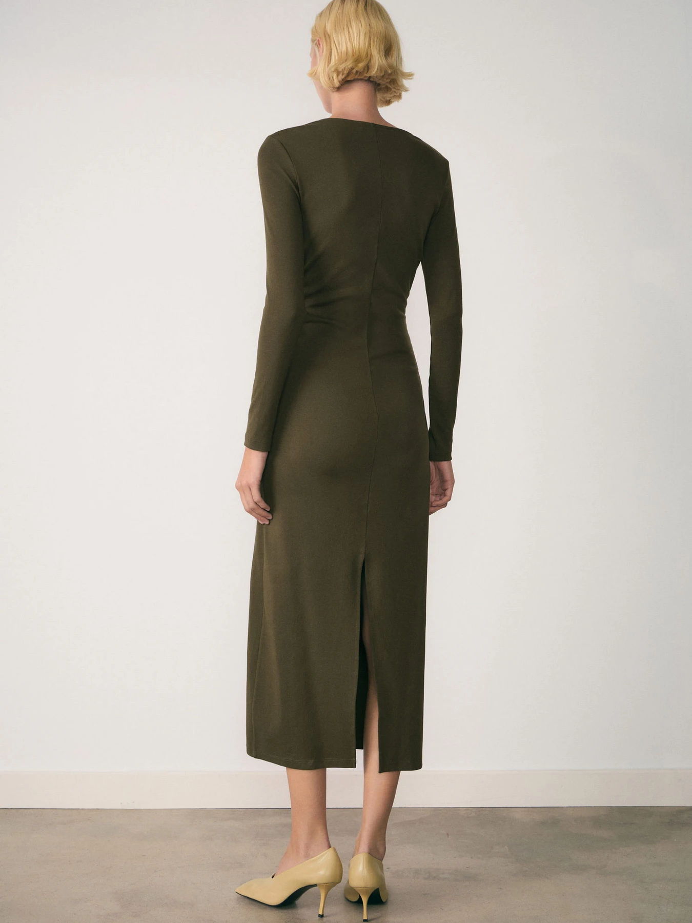 Сукні MANGO модель 77057694_37 Фото