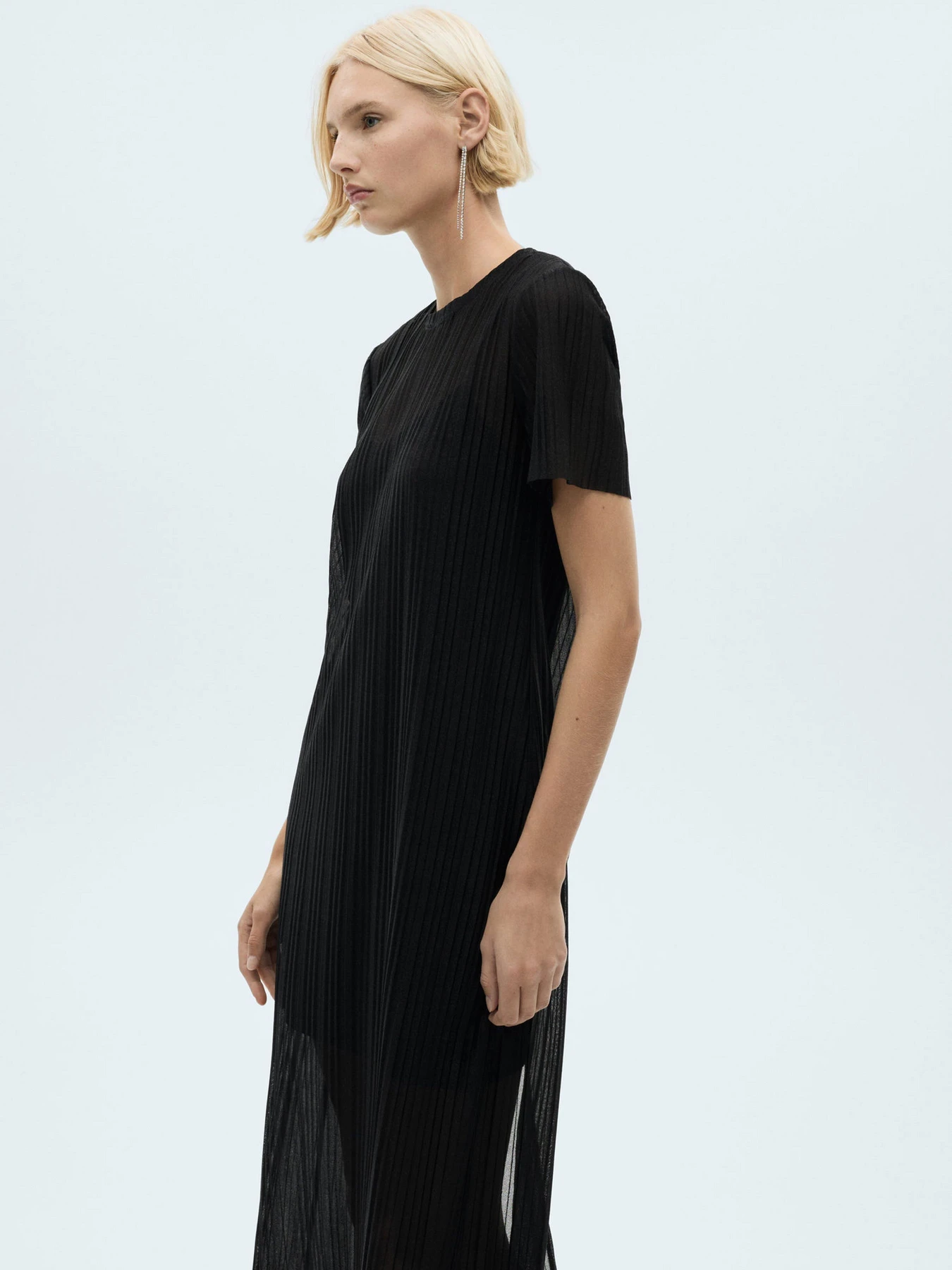 Платья MANGO модель 77079063_99 Платья MANGO модель 77079063_99 Фото
