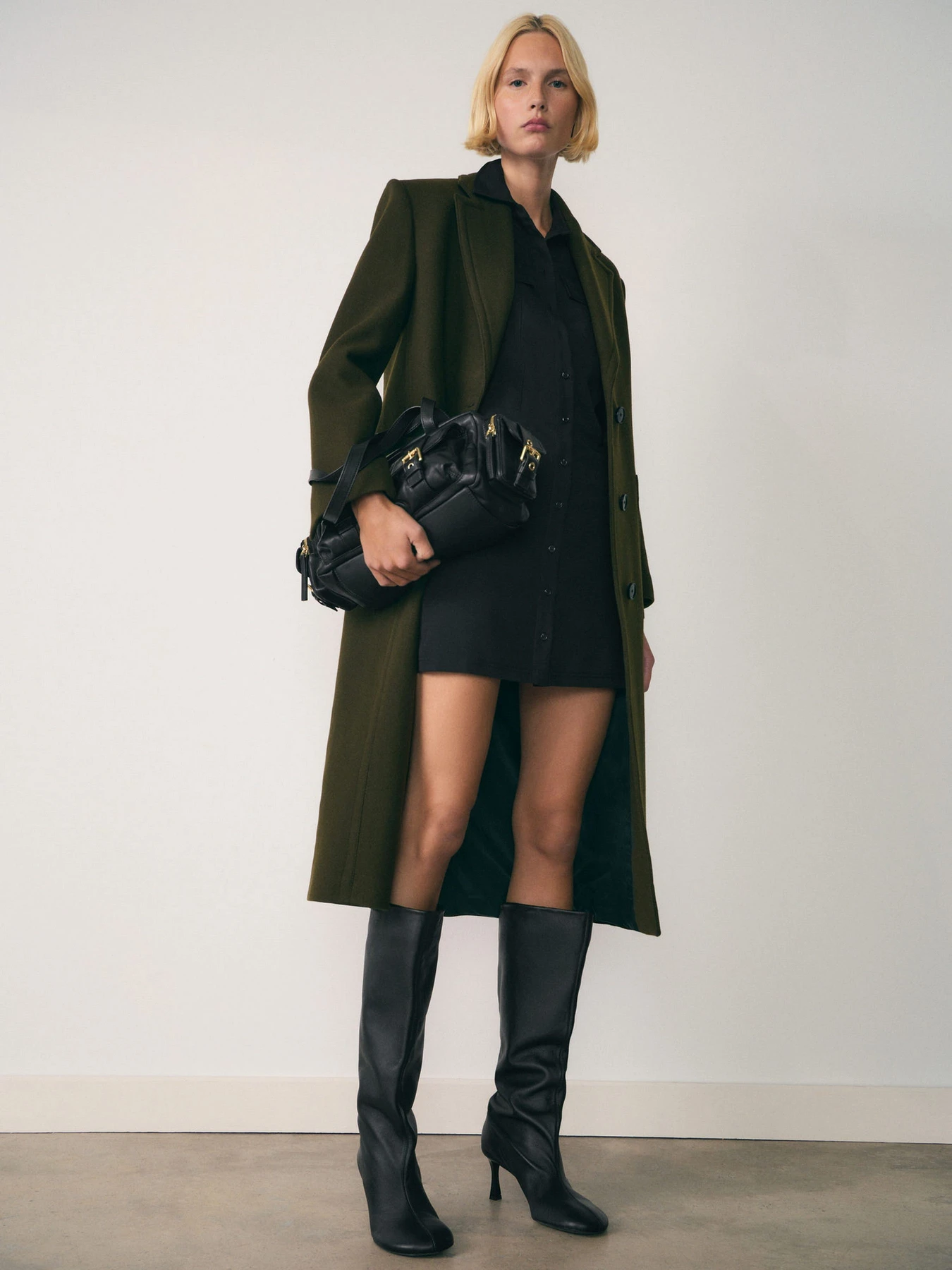 Сукні MANGO модель 77067682_99 Сукні MANGO модель 77067682_99 Фото