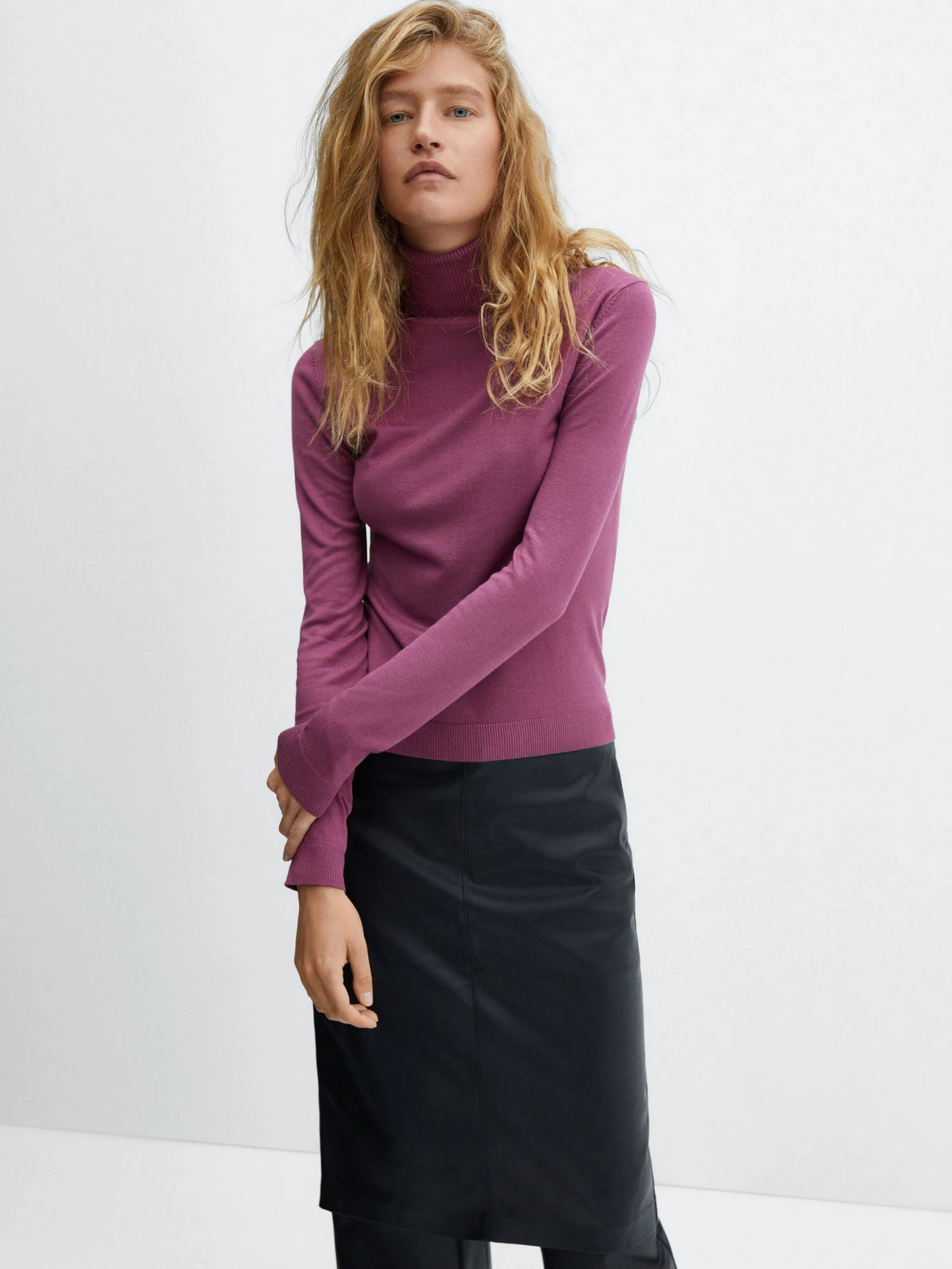 Свитры и кардиганы MANGO Almar модель 57007744_66 Свитры и кардиганы MANGO Almar модель 57007744_66 Фото
