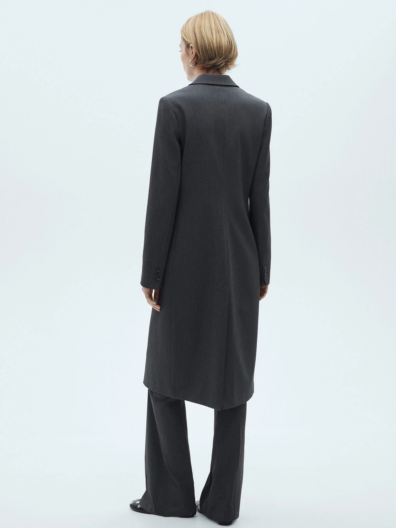 Пальто и плащи MANGO модель 77035646_92 Пальто и плащи MANGO модель 77035646_92 Фото