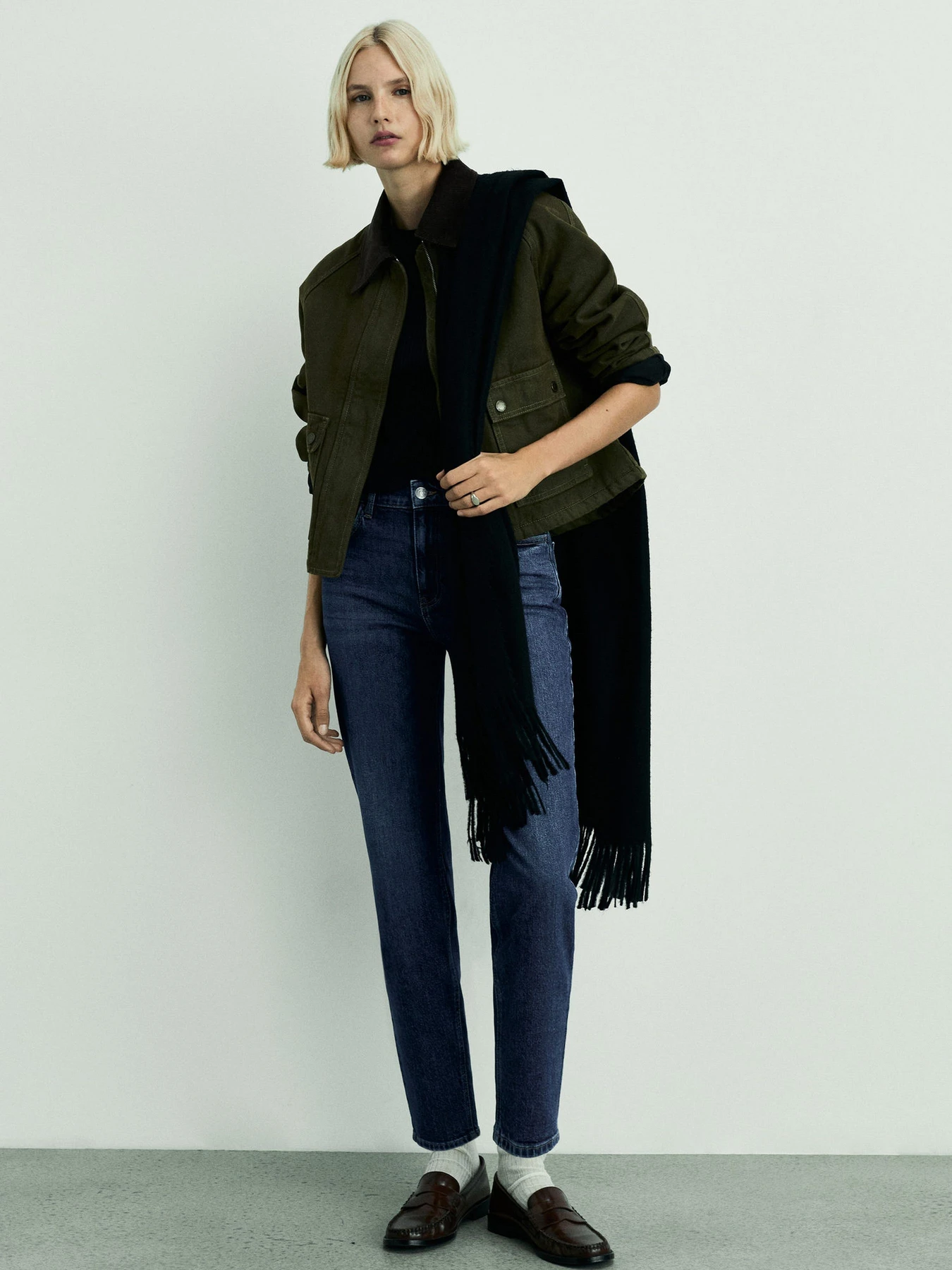 Джинсы MANGO модель 87010289_TO Фото
