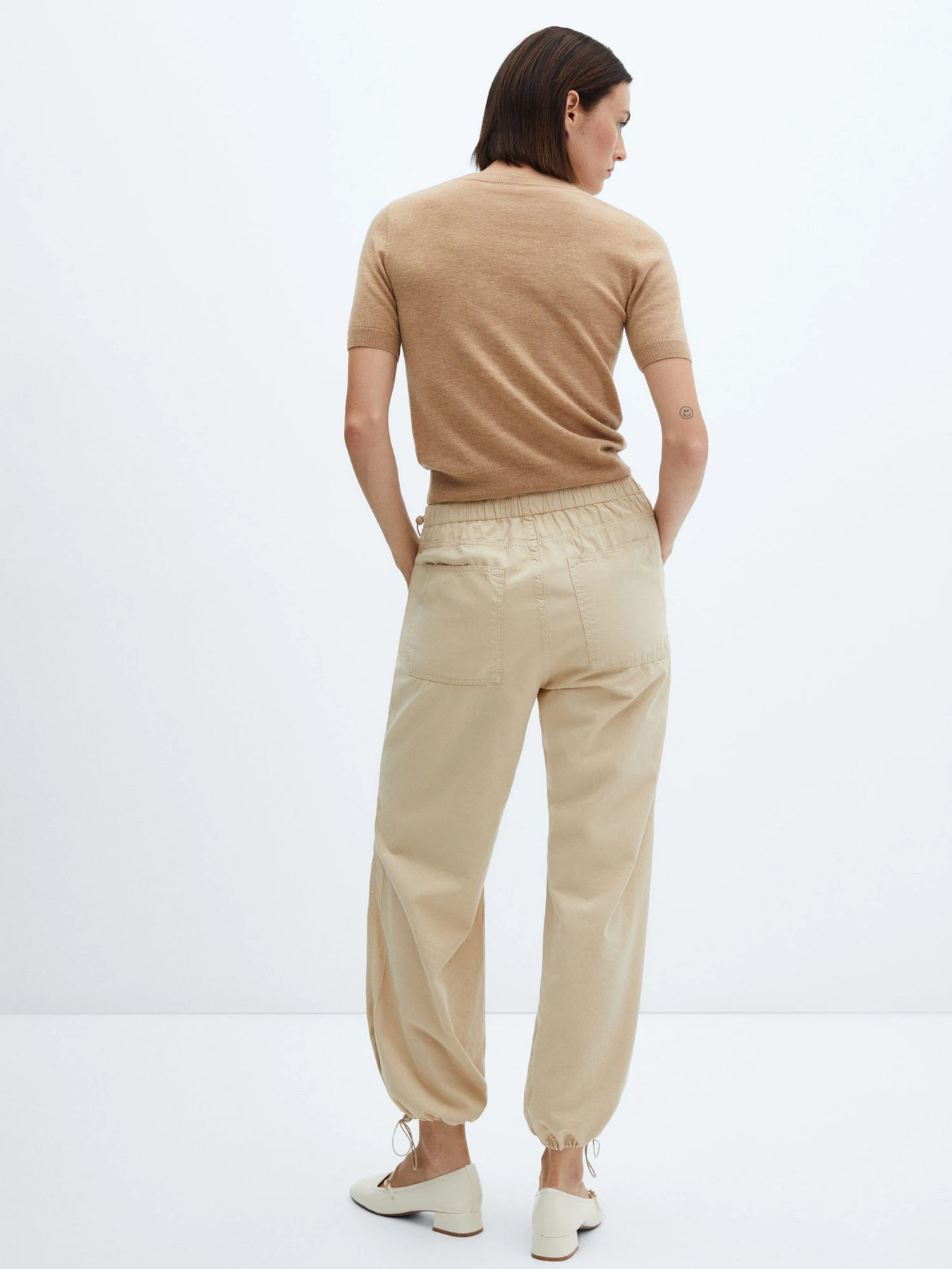 Штани MANGO Parachut модель 57050466_7 Штани MANGO Parachut модель 57050466_7 Фото