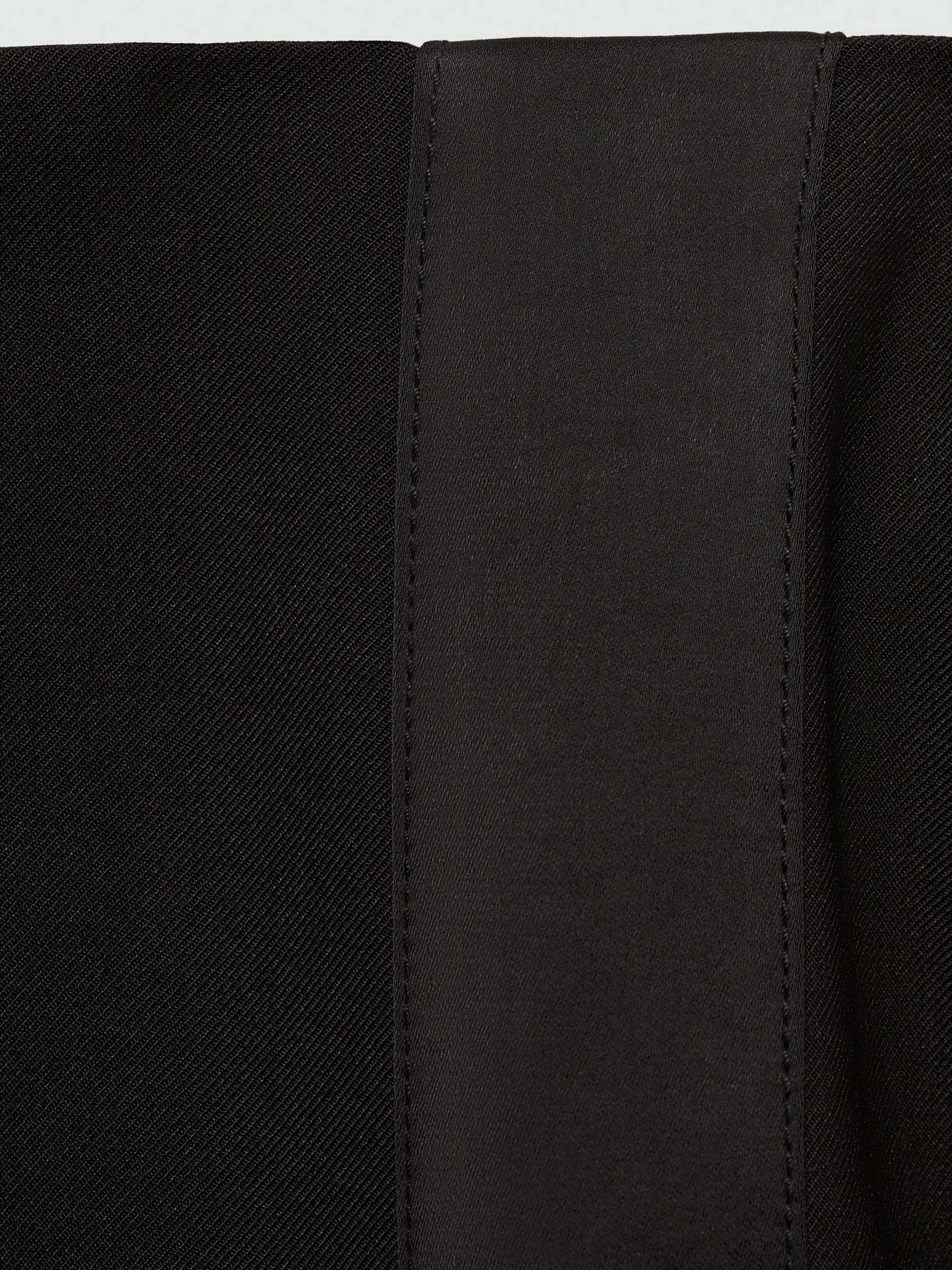 Шорти MANGO модель 77099235_99 Фото
