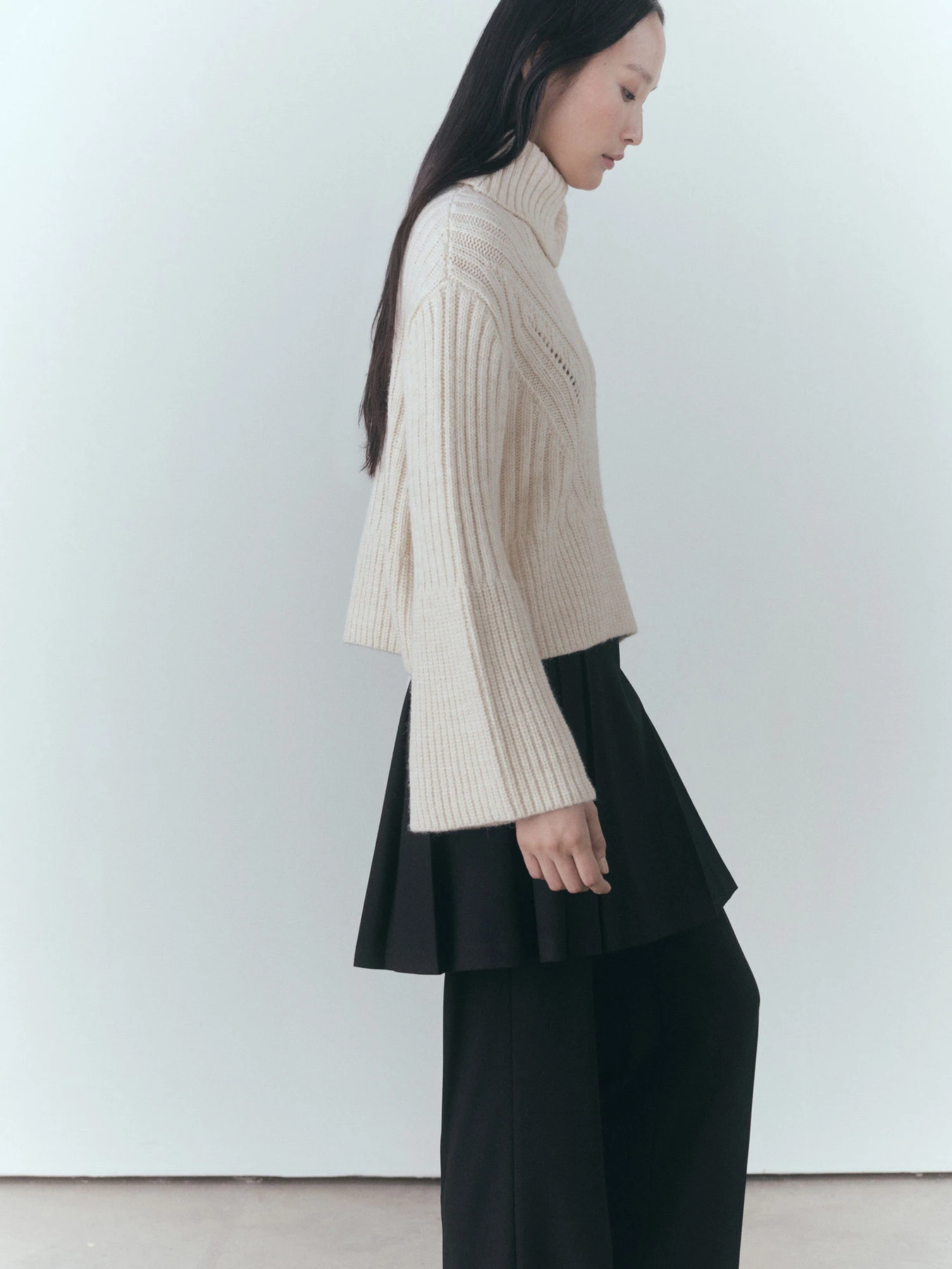 Свитры и кардиганы MANGO модель 77019077_5 Свитры и кардиганы MANGO модель 77019077_5 Фото