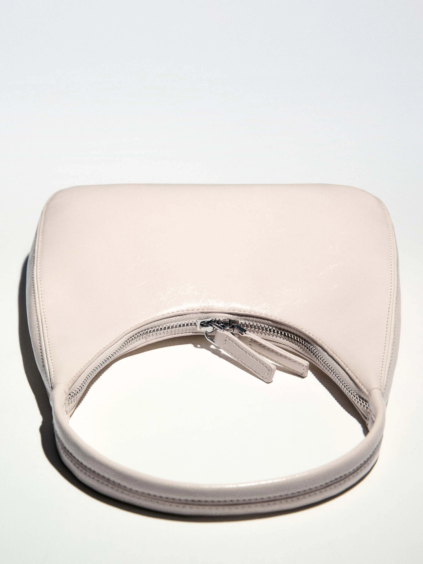 Сумки MANGO модель 77010267_3 Сумки MANGO модель 77010267_3 Фото