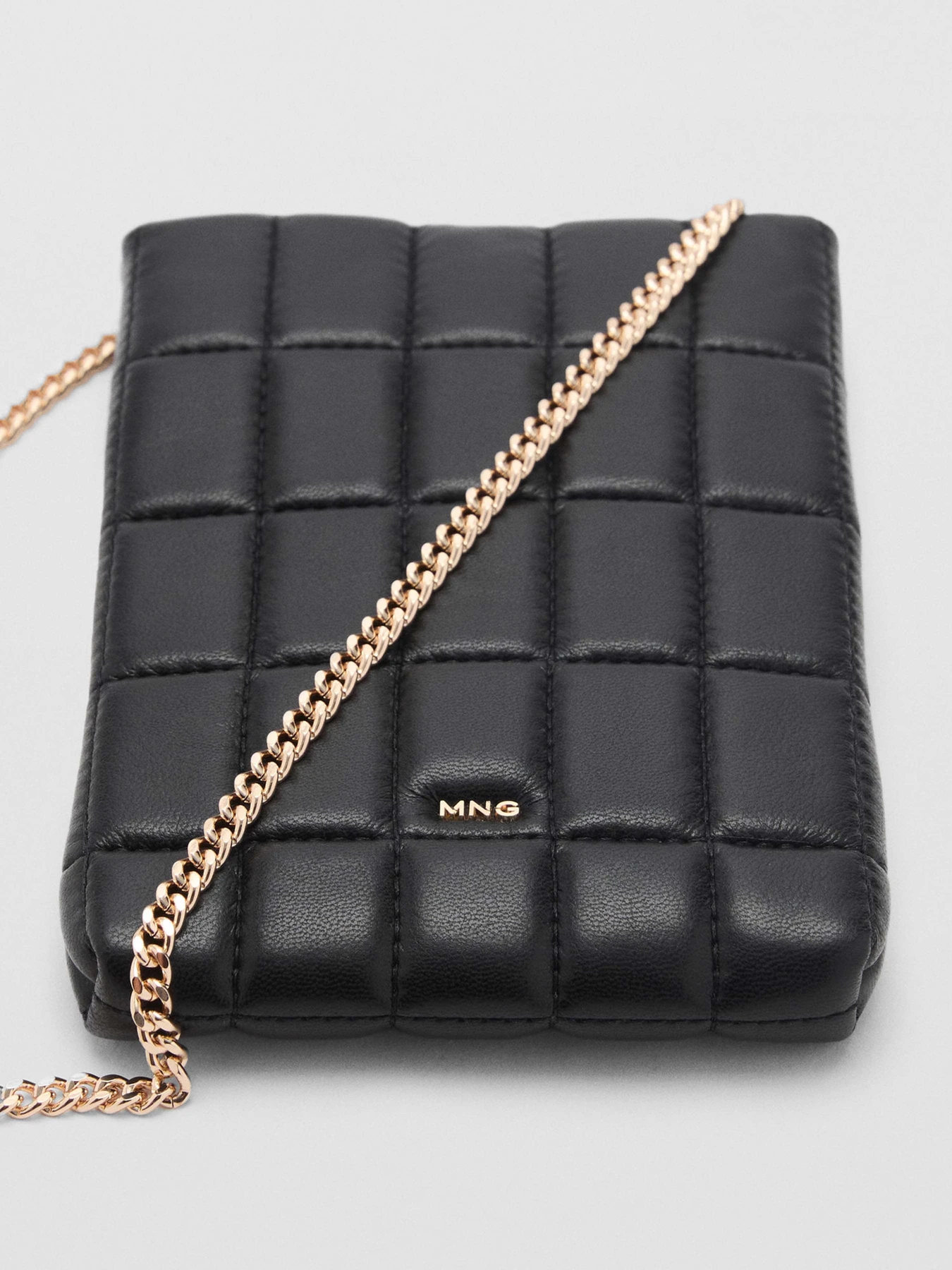 Аксессуары для смартфонов MANGO PRALINE модель 87040442_99 Фото