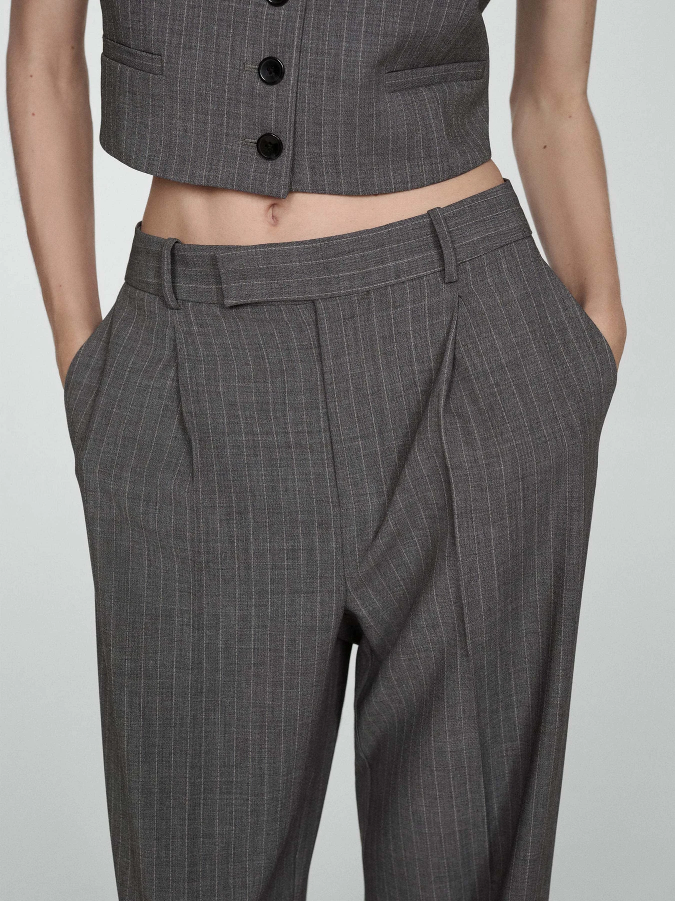 Брюки MANGO модель 77004769_92 Фото