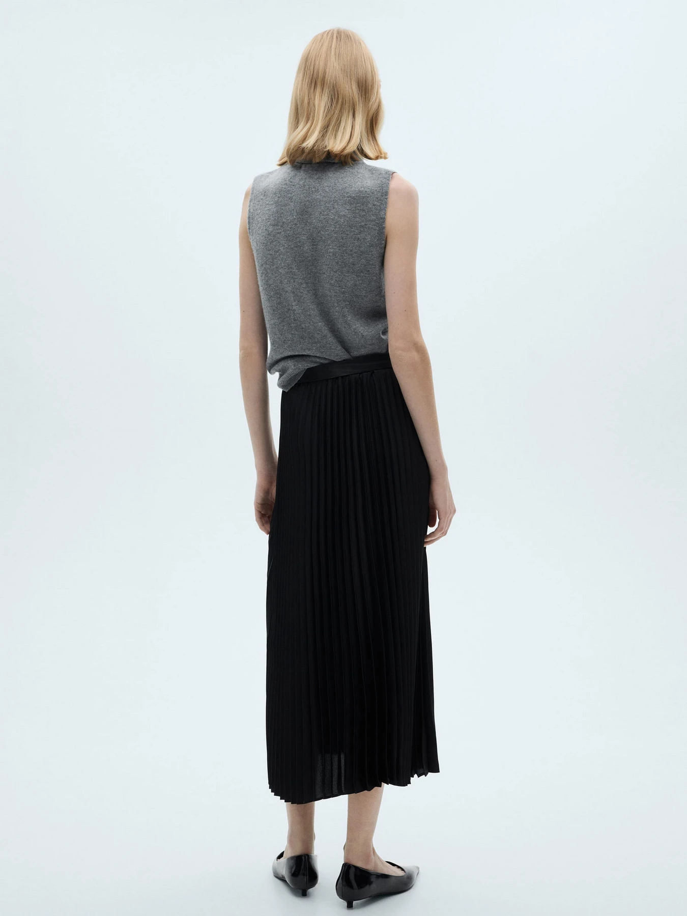 Юбки MANGO PLISADO модель 87060447_99 Юбки MANGO PLISADO модель 87060447_99 Фото
