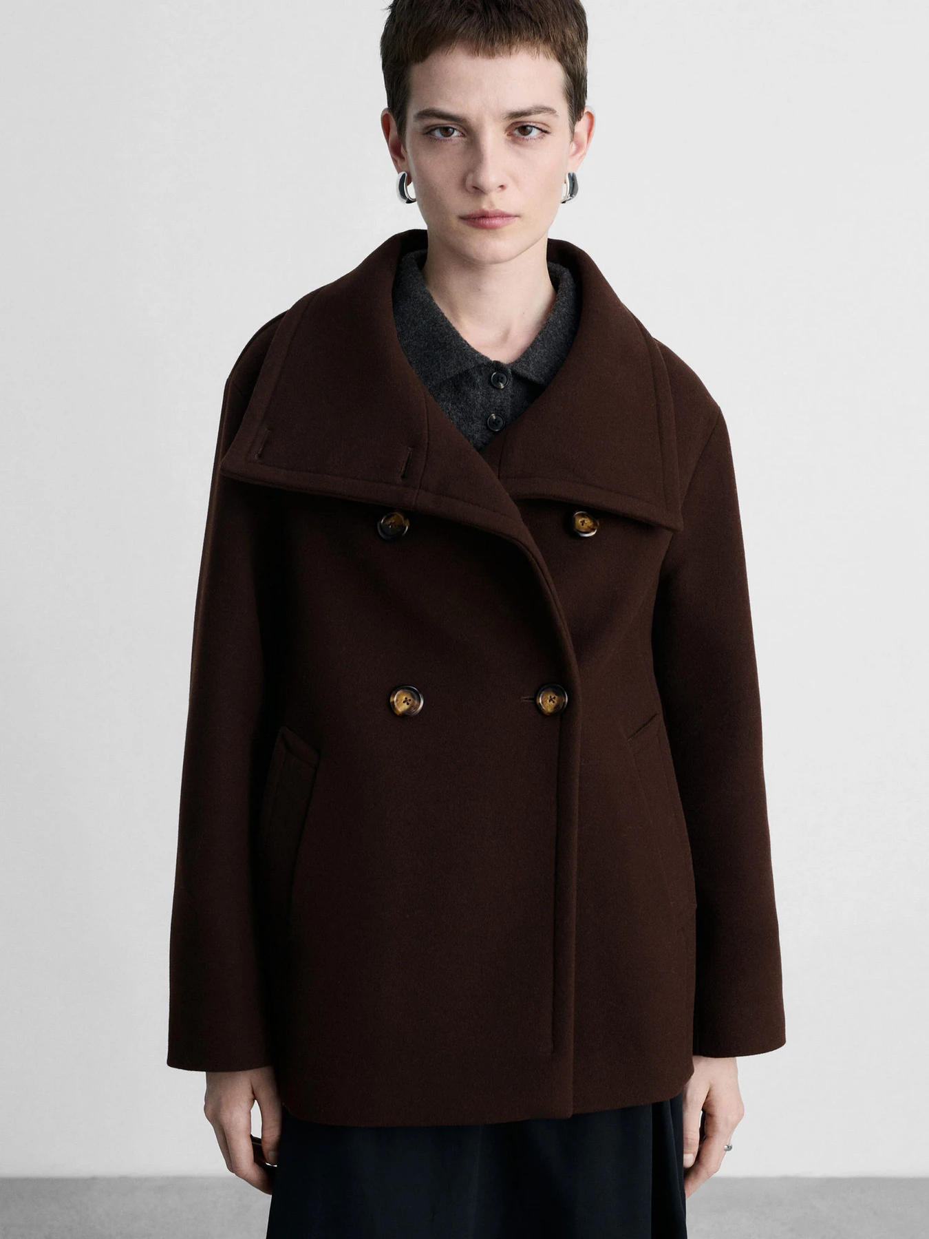 Пальта та плащі MANGO модель 87040652_32 Пальта та плащі MANGO модель 87040652_32 Фото