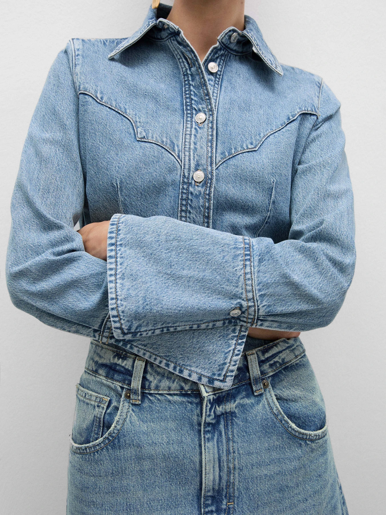 Куртки и дубленки MANGO модель 77024039_TM Куртки и дубленки MANGO модель 77024039_TM Фото