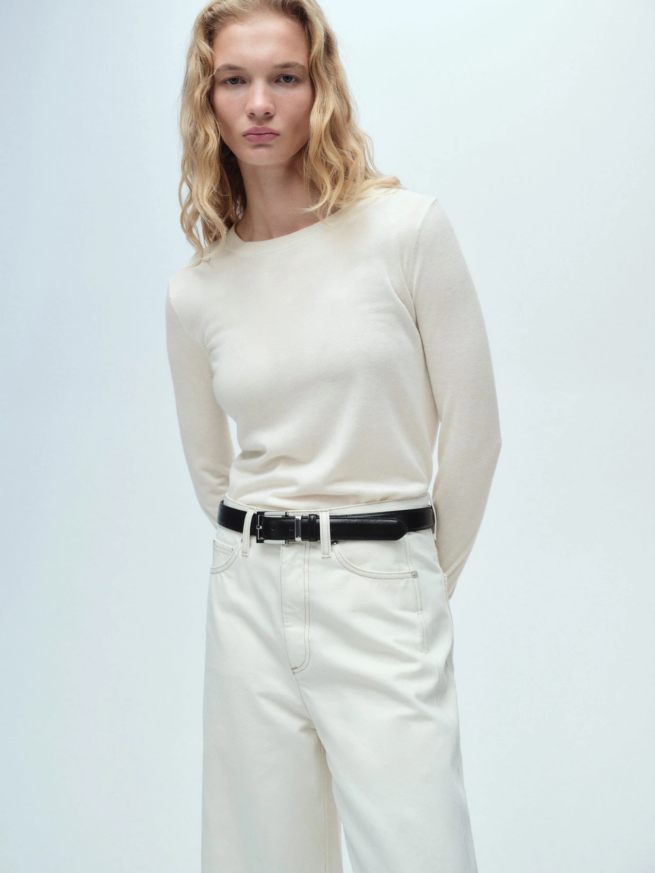Свитры и кардиганы MANGO модель 87080432_5 Свитры и кардиганы MANGO модель 87080432_5 Фото