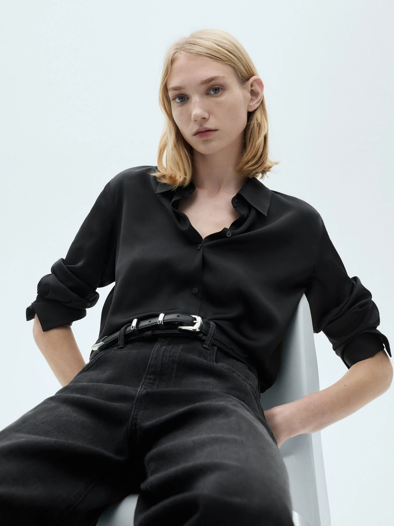 Рубашки MANGO IDEALE модель 87090415_99 Рубашки MANGO IDEALE модель 87090415_99 Фото