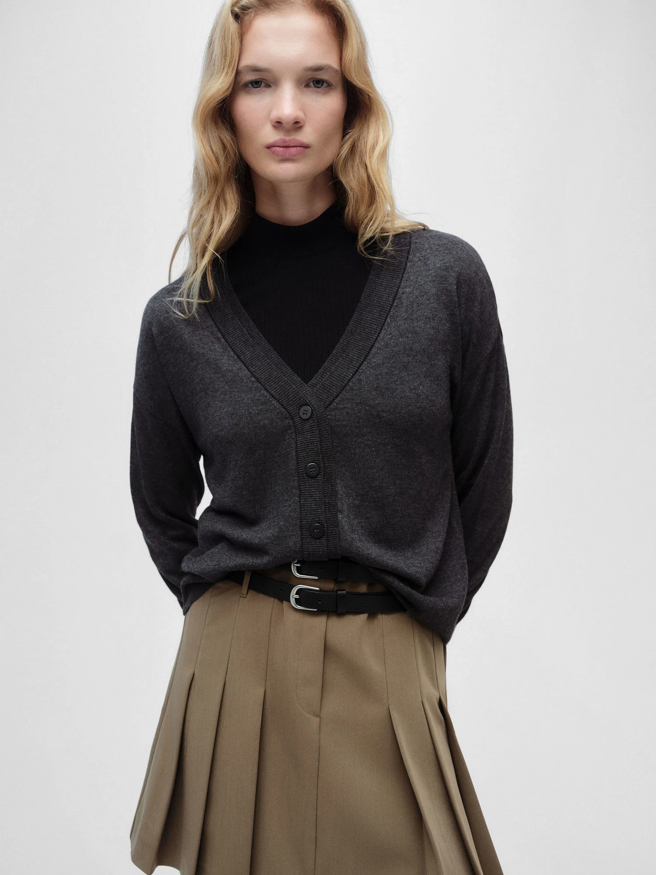 Свитры и кардиганы MANGO LUCCA модель 87090432_96 Свитры и кардиганы MANGO LUCCA модель 87090432_96 Фото