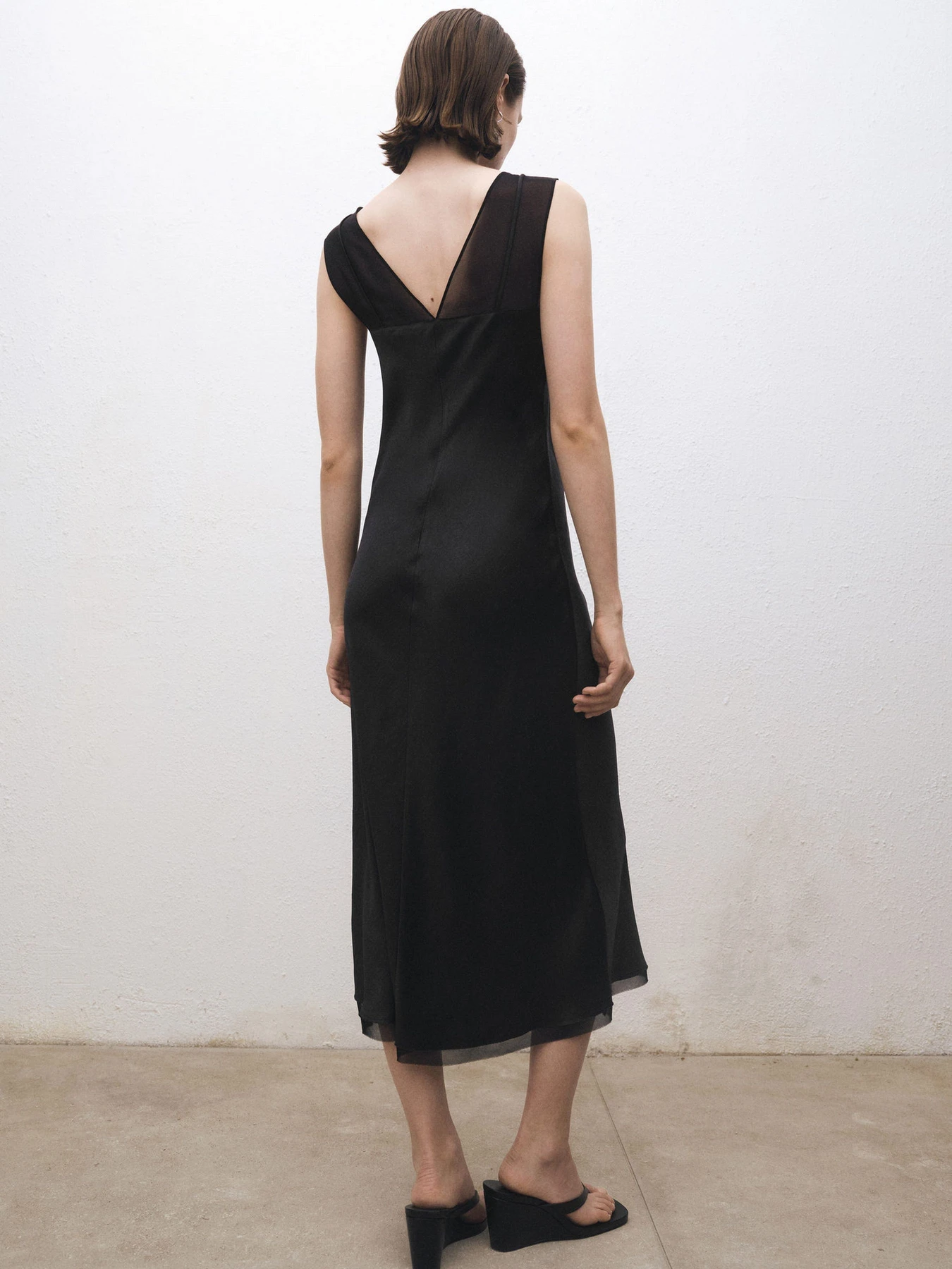 Сукні MANGO модель 87014421_99 Фото