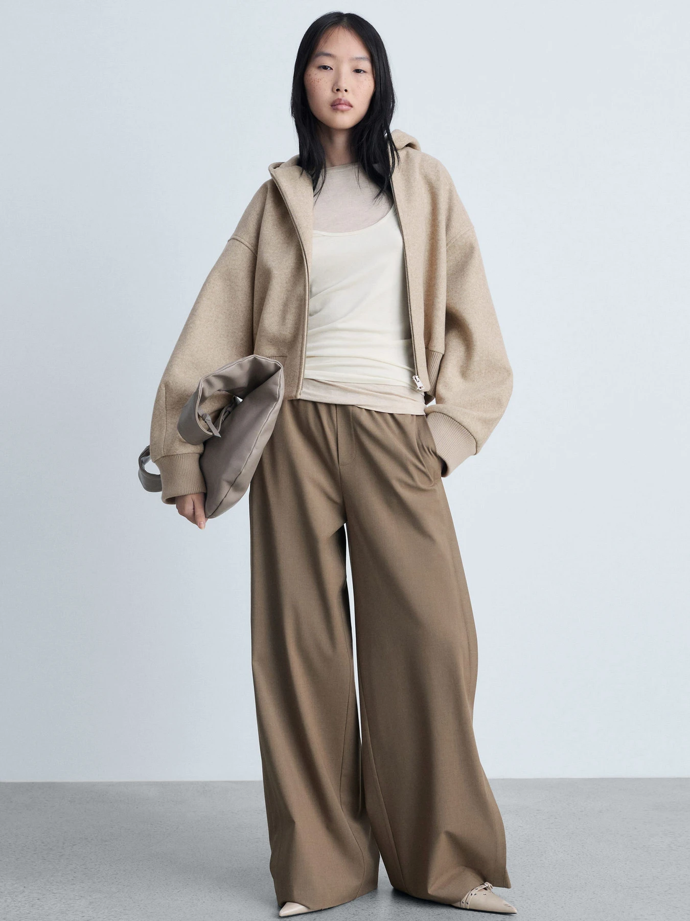 Худи и свитшоты MANGO модель 87043287_7 Худи и свитшоты MANGO модель 87043287_7 Фото