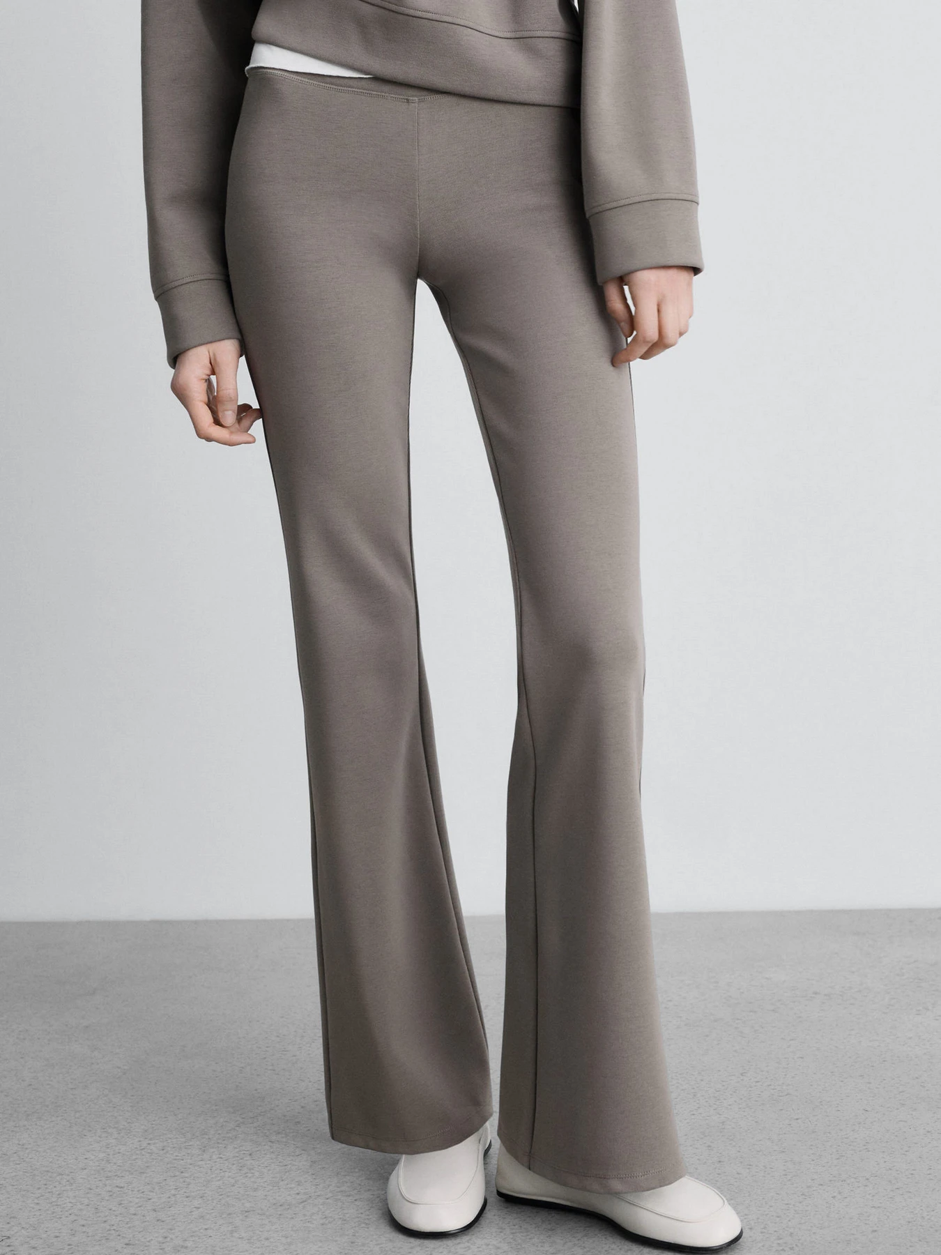 Штани MANGO PEPIS модель 87093274_35 Штани MANGO PEPIS модель 87093274_35 Фото