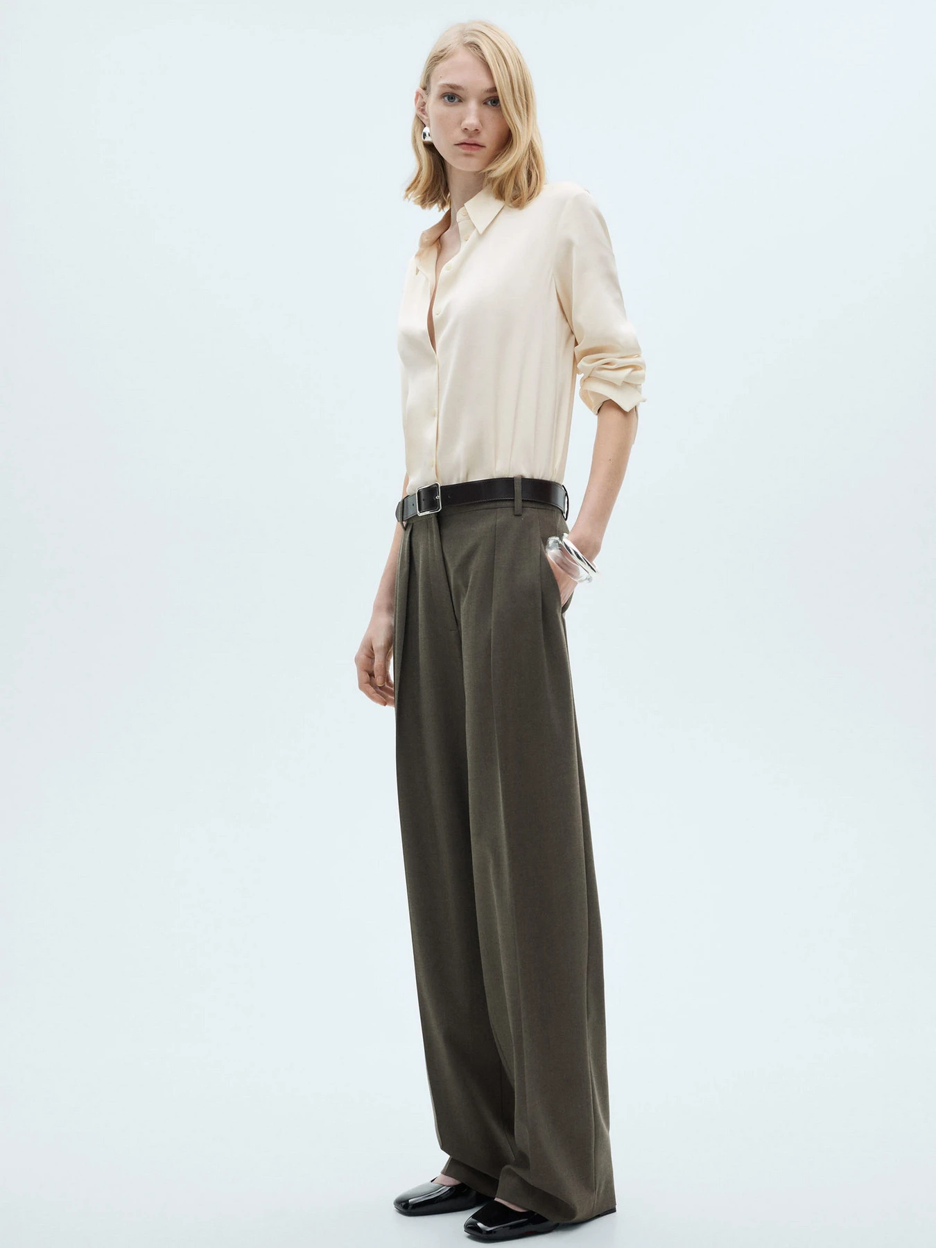 Рубашки MANGO IDEALE модель 87090415_2 Рубашки MANGO IDEALE модель 87090415_2 Фото