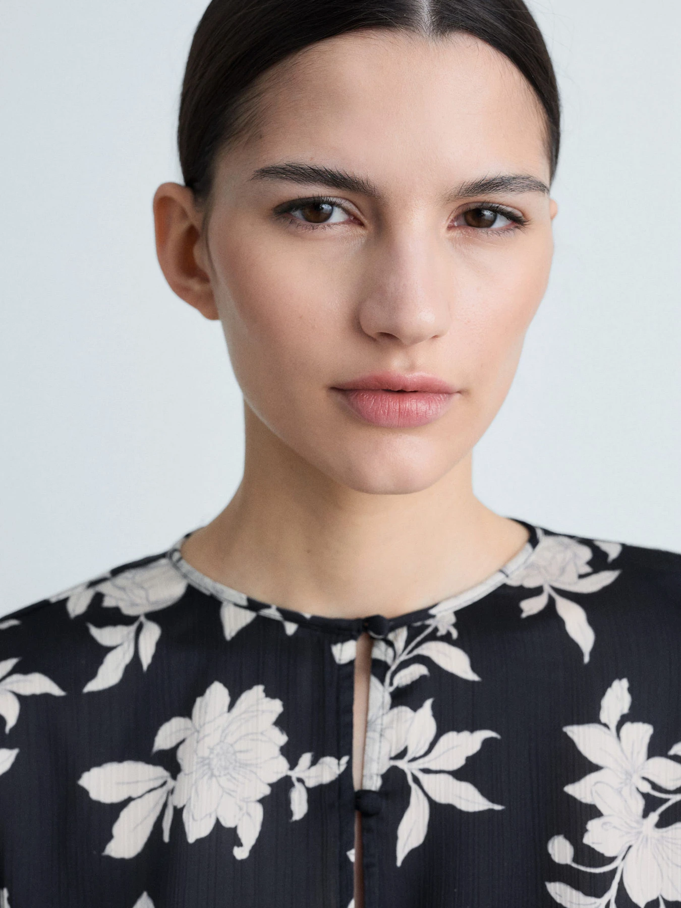 Сорочки MANGO модель 87044070_99 Сорочки MANGO модель 87044070_99 Фото