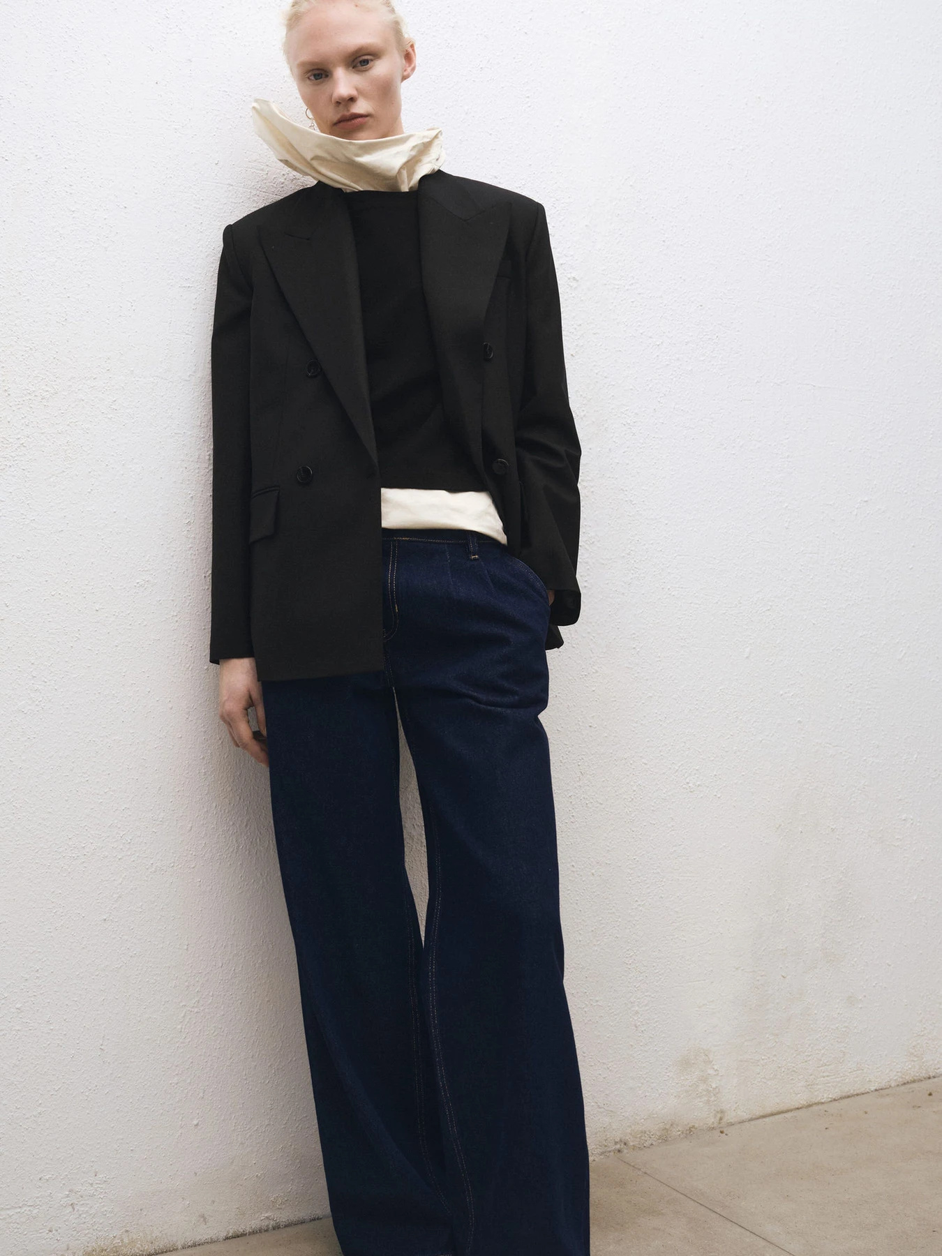 Пиджаки MANGO модель 87064427_99 Пиджаки MANGO модель 87064427_99 Фото