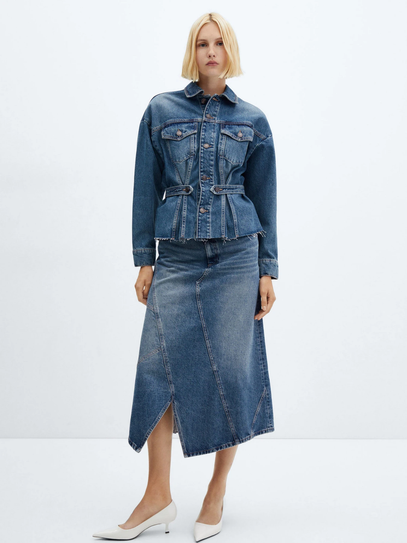 Куртки и дубленки MANGO Zendaya модель 57079117_TO Куртки и дубленки MANGO Zendaya модель 57079117_TO Фото