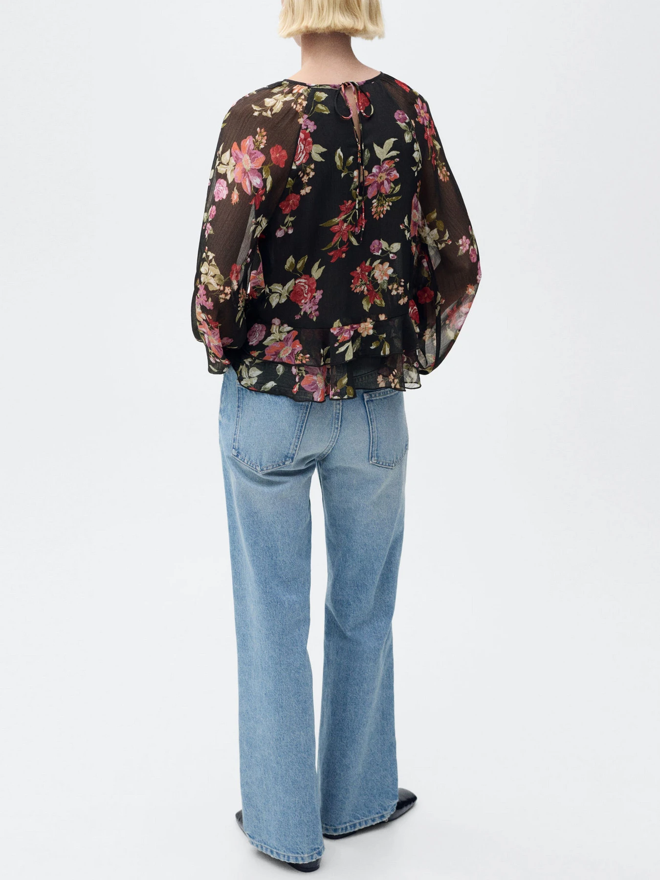 Рубашки MANGO SAVAGE модель 87034075_99 Рубашки MANGO SAVAGE модель 87034075_99 Фото